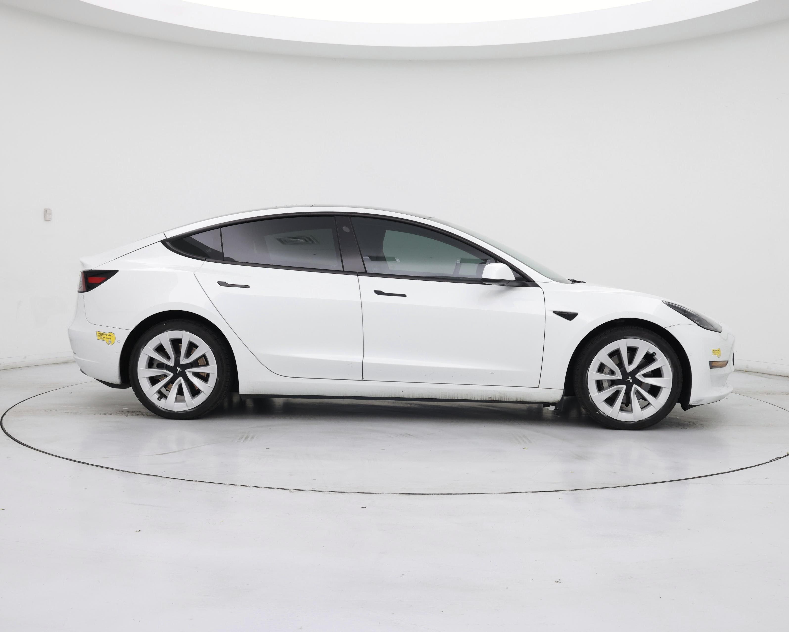 Thumbnail: 2021 Tesla Model 3 - 7