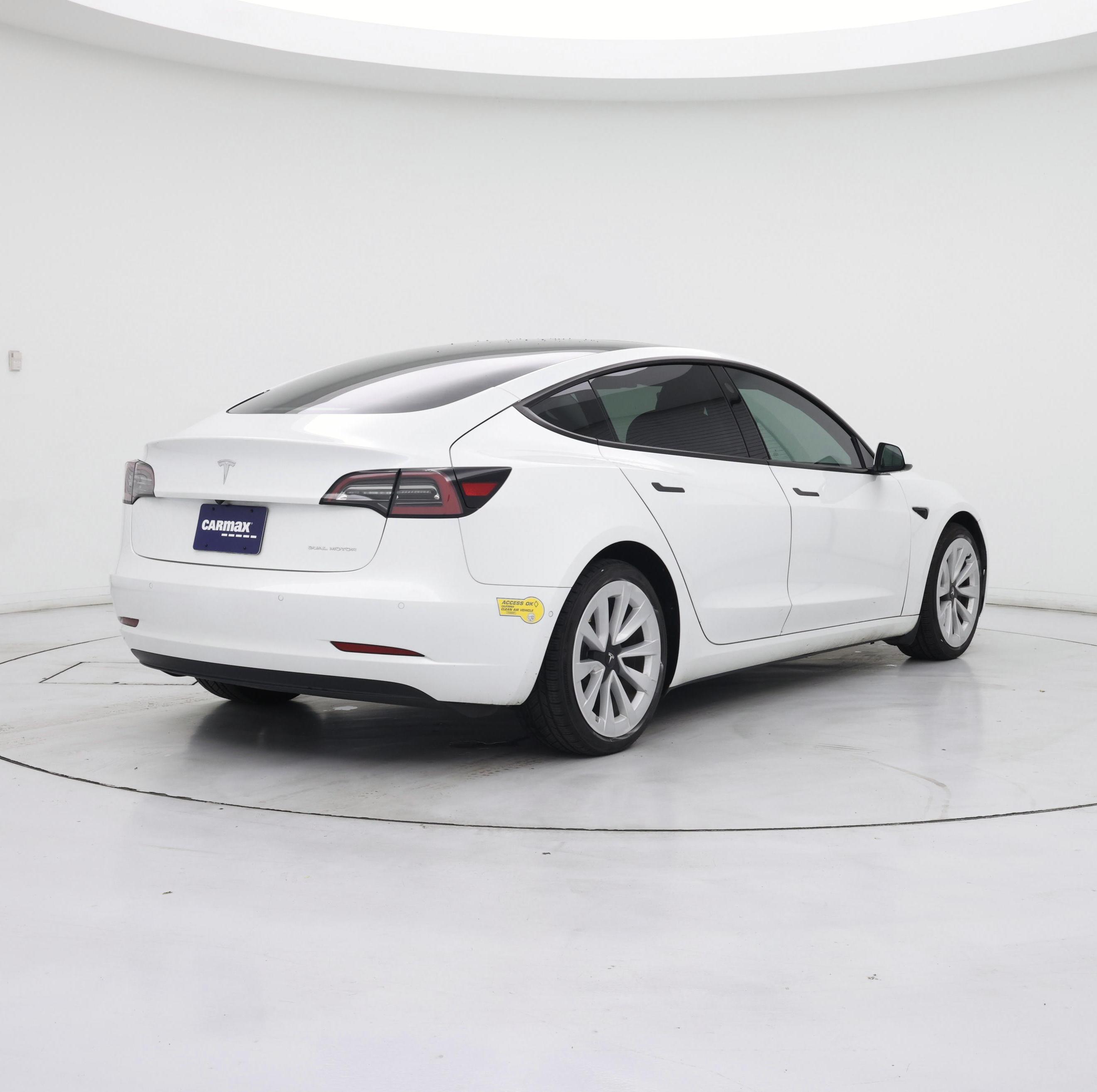 Thumbnail: 2021 Tesla Model 3 - 8