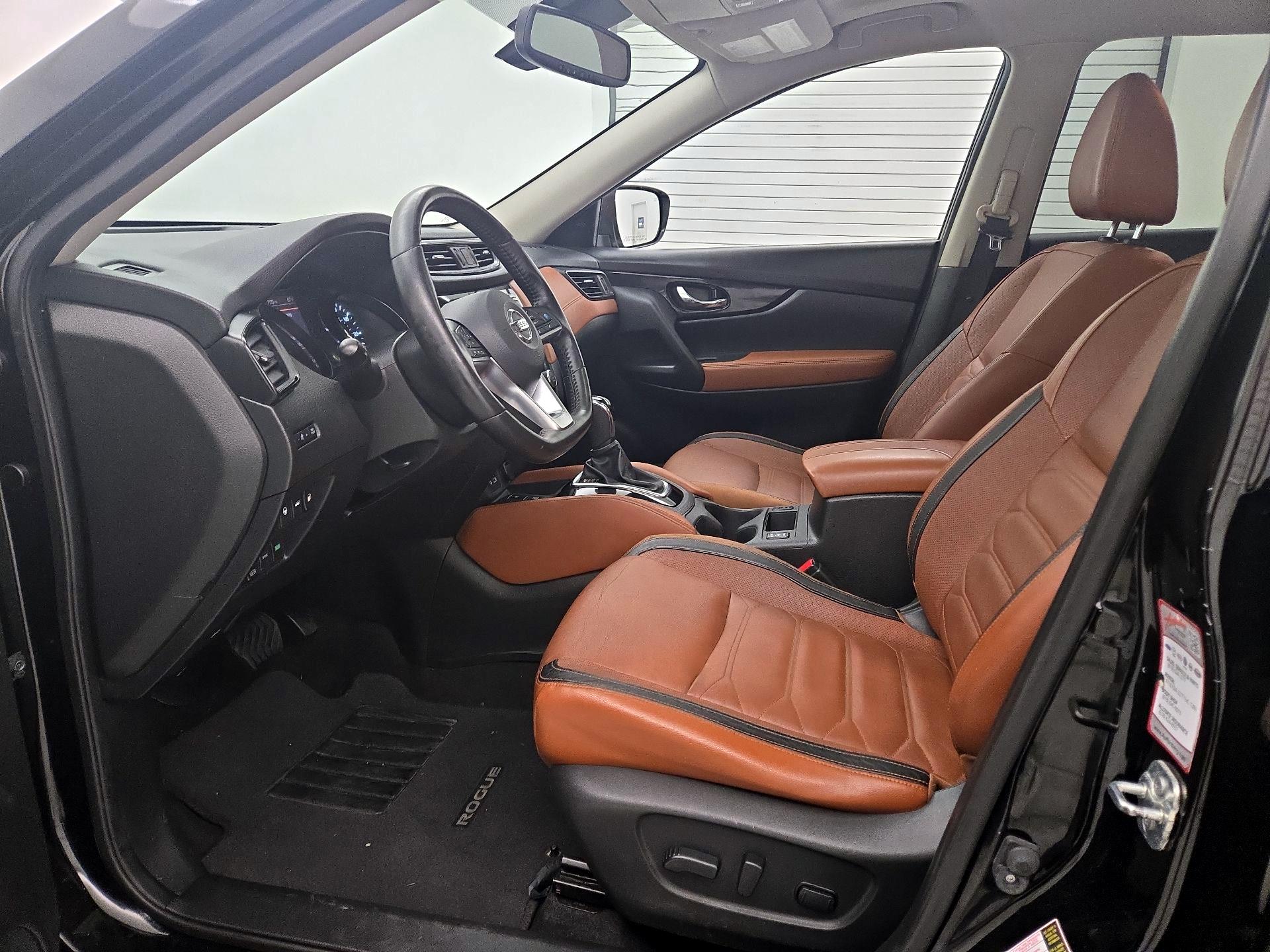 Thumbnail: 2018 Nissan Rogue - 11