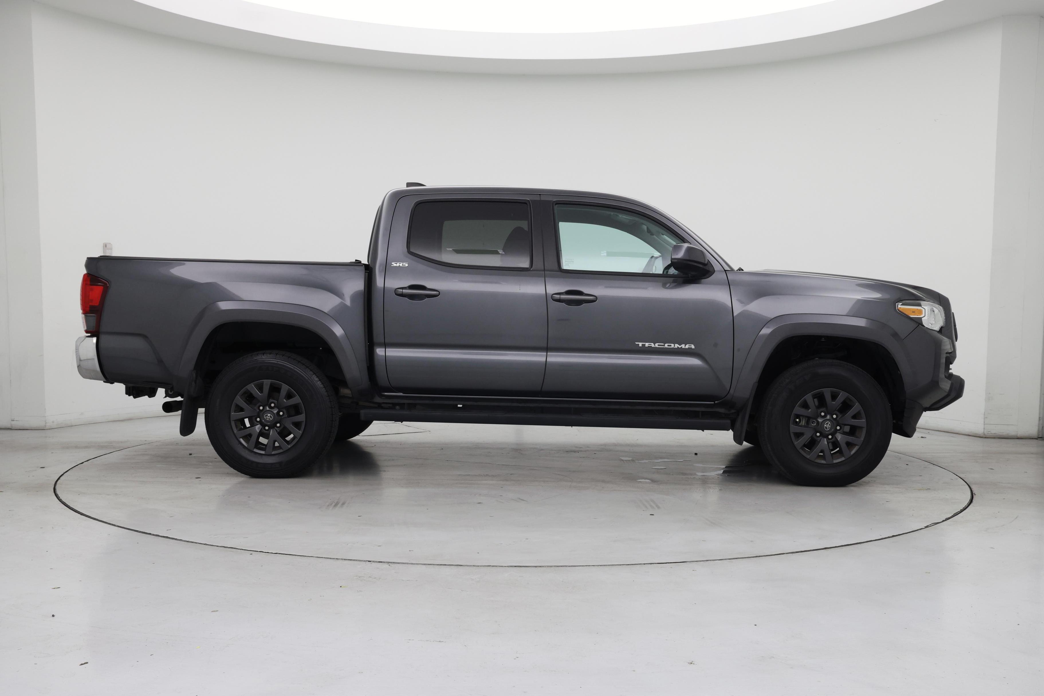 Thumbnail: 2021 Toyota Tacoma - 7