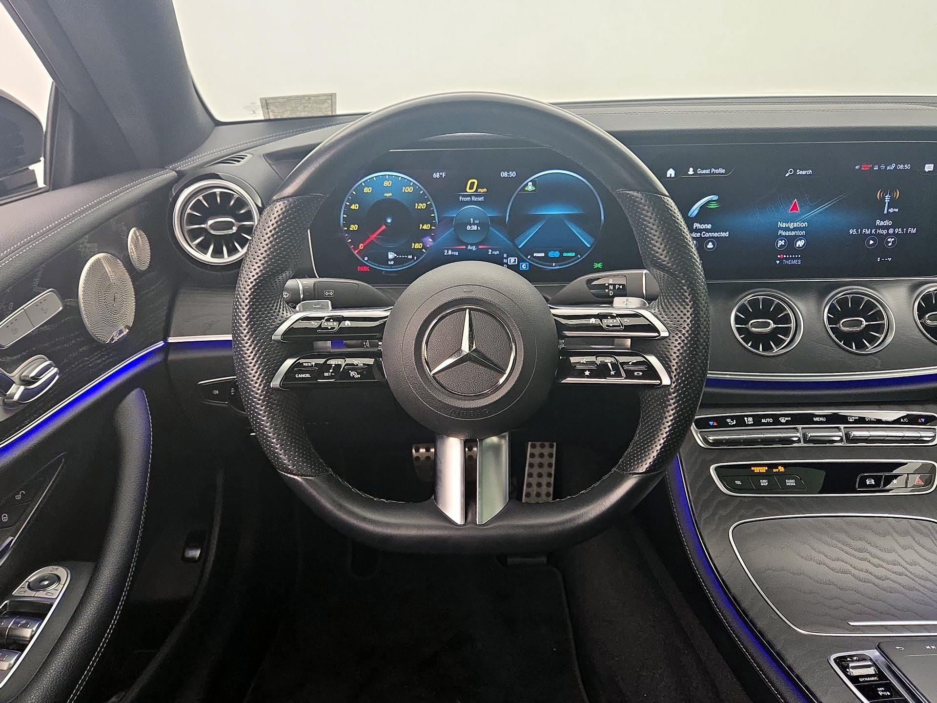 Thumbnail: 2022 Mercedes-Benz E-Class - 10
