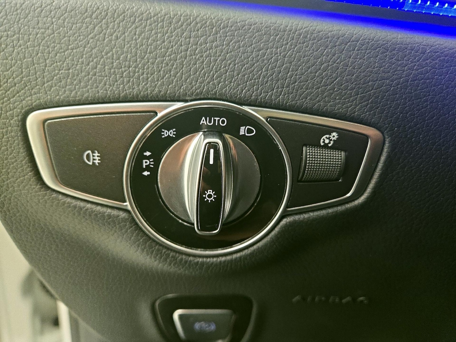 2022 Mercedes-Benz E-Class E450 - Photo 14