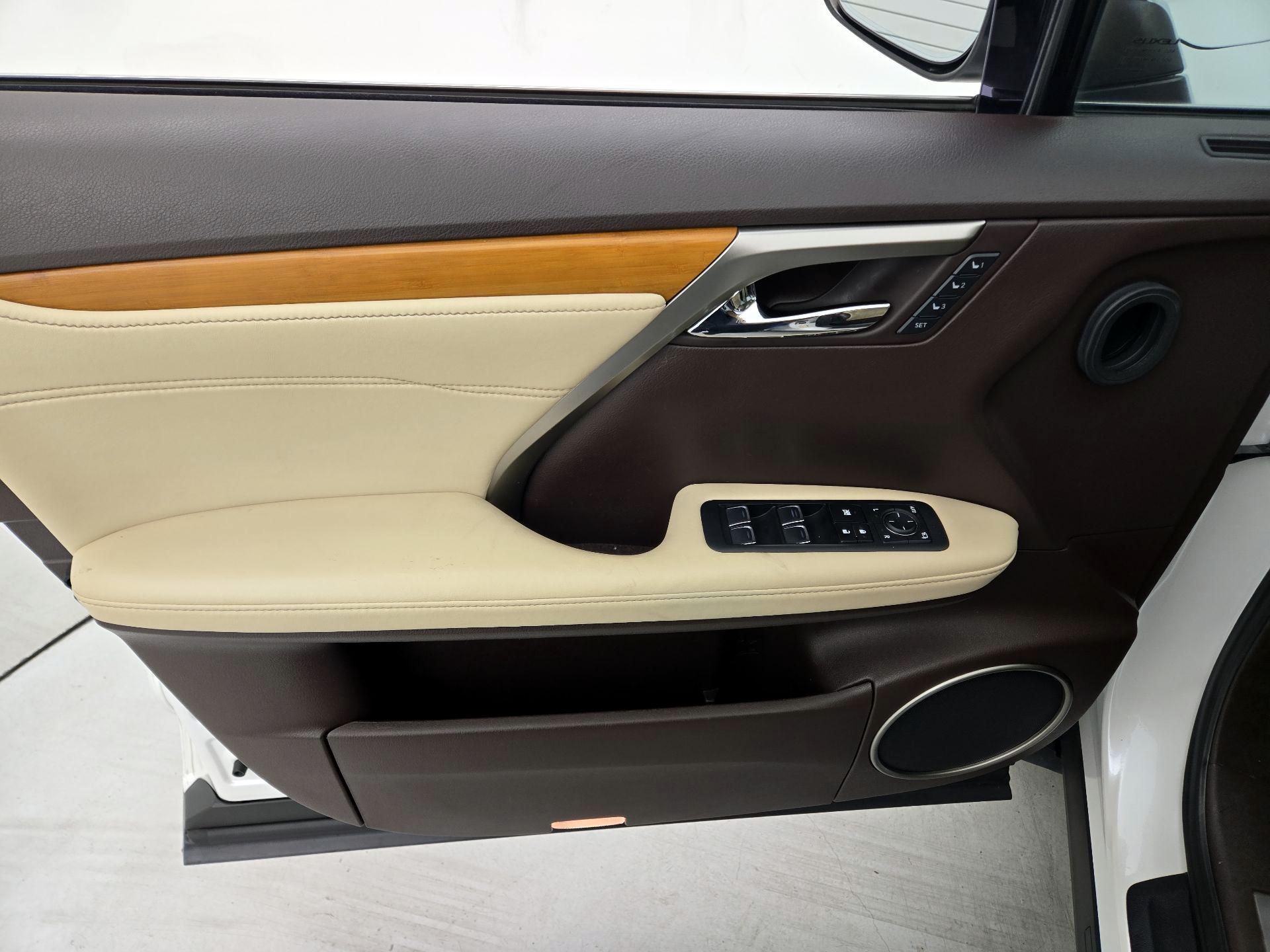 Thumbnail: 2019 Lexus RX - 12