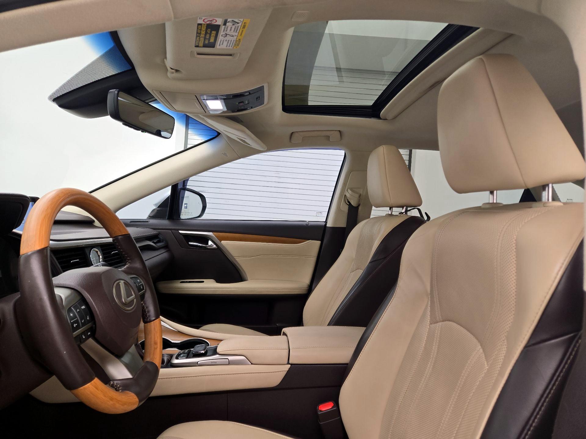 Thumbnail: 2019 Lexus RX - 19