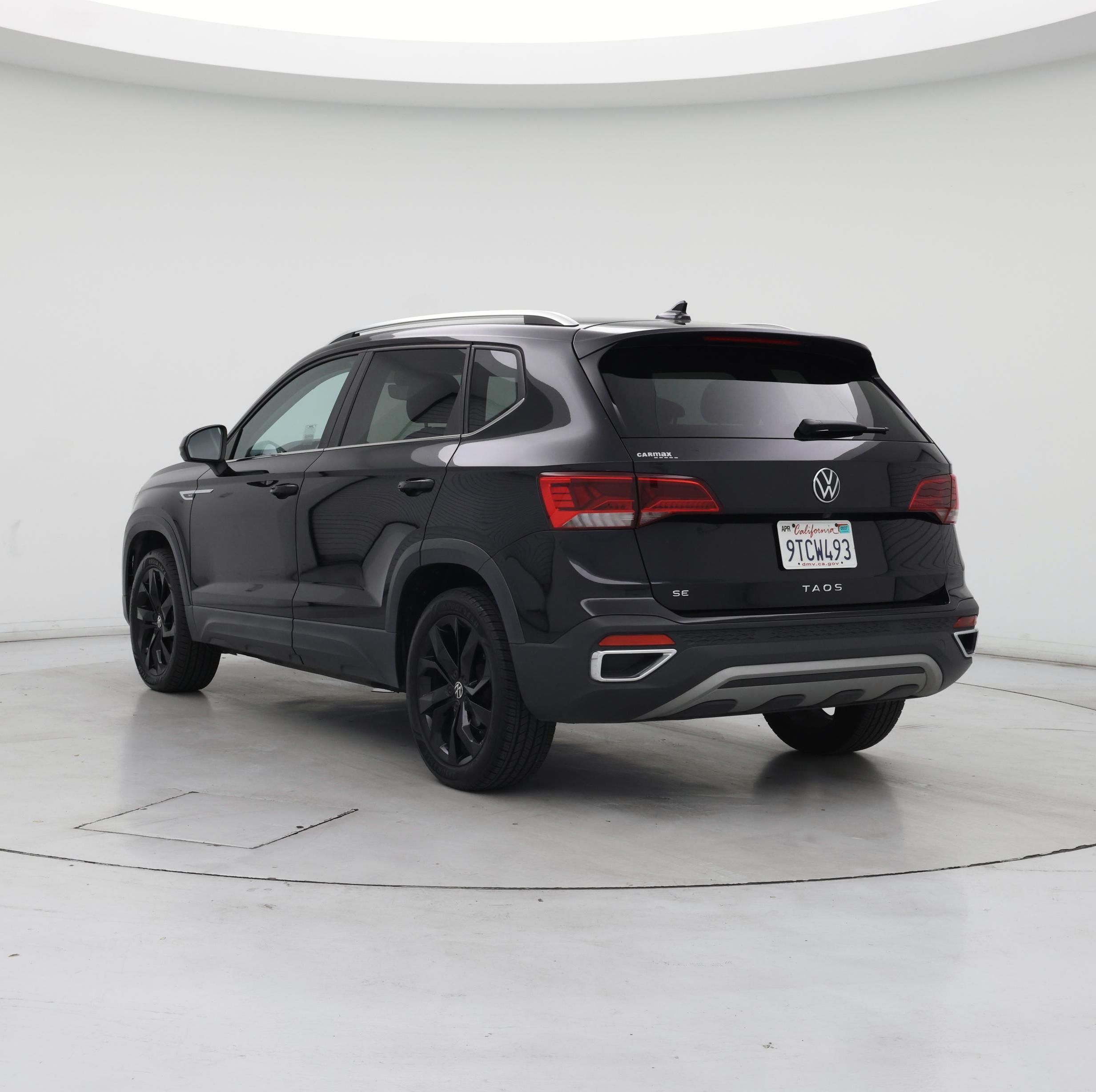 Thumbnail: 2023 Volkswagen Taos - 2