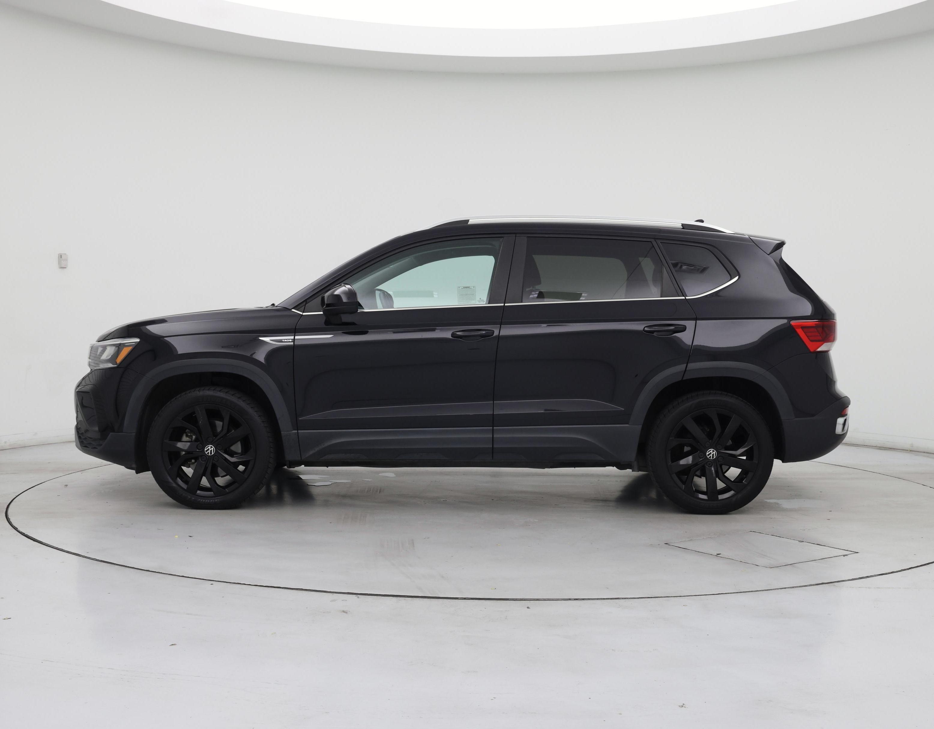 Thumbnail: 2023 Volkswagen Taos - 3