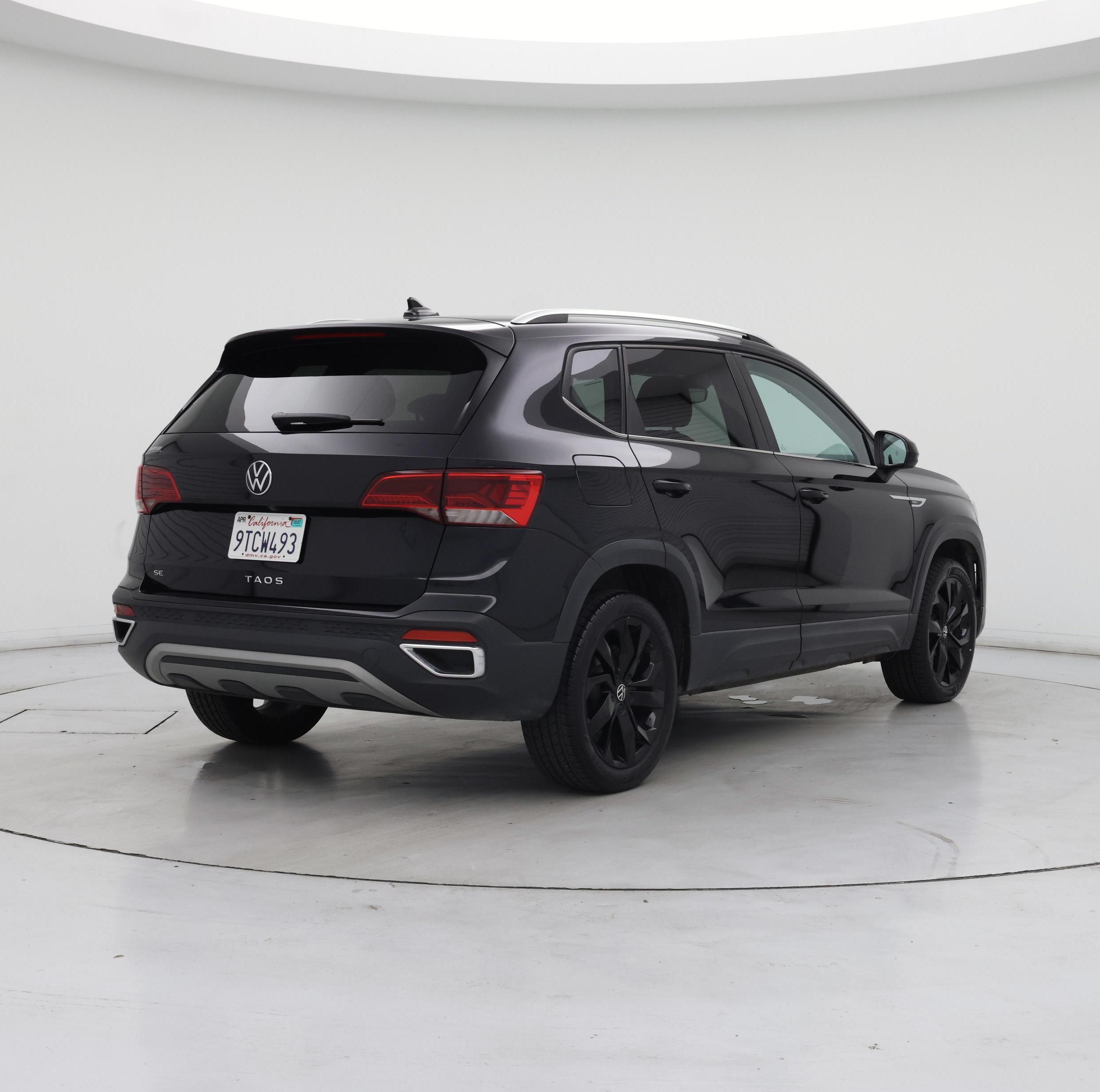 Thumbnail: 2023 Volkswagen Taos - 8