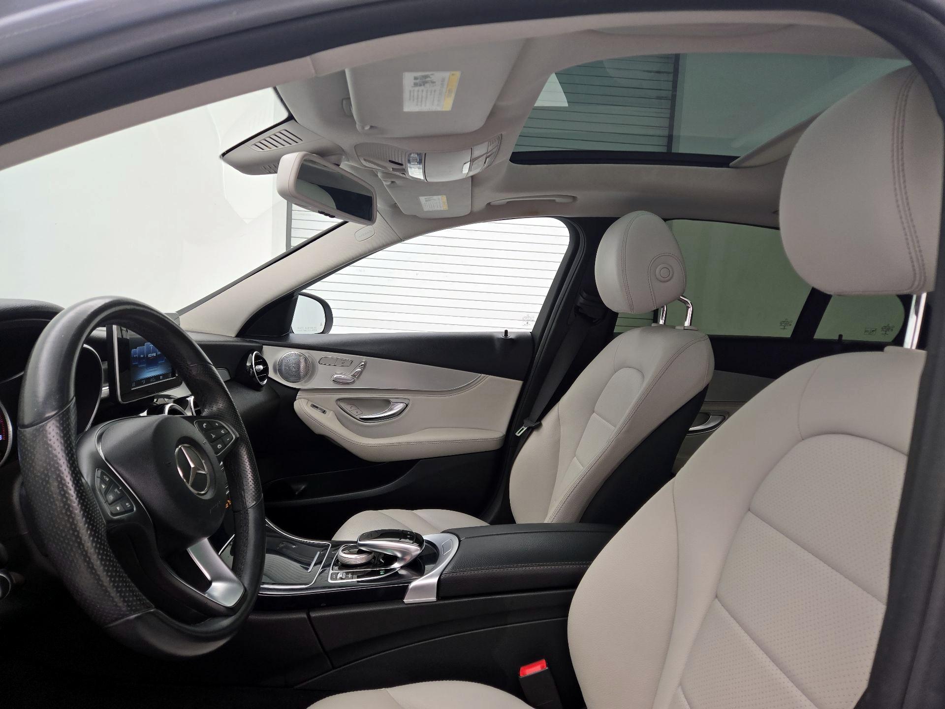 Thumbnail: 2015 Mercedes-Benz C-Class - 18