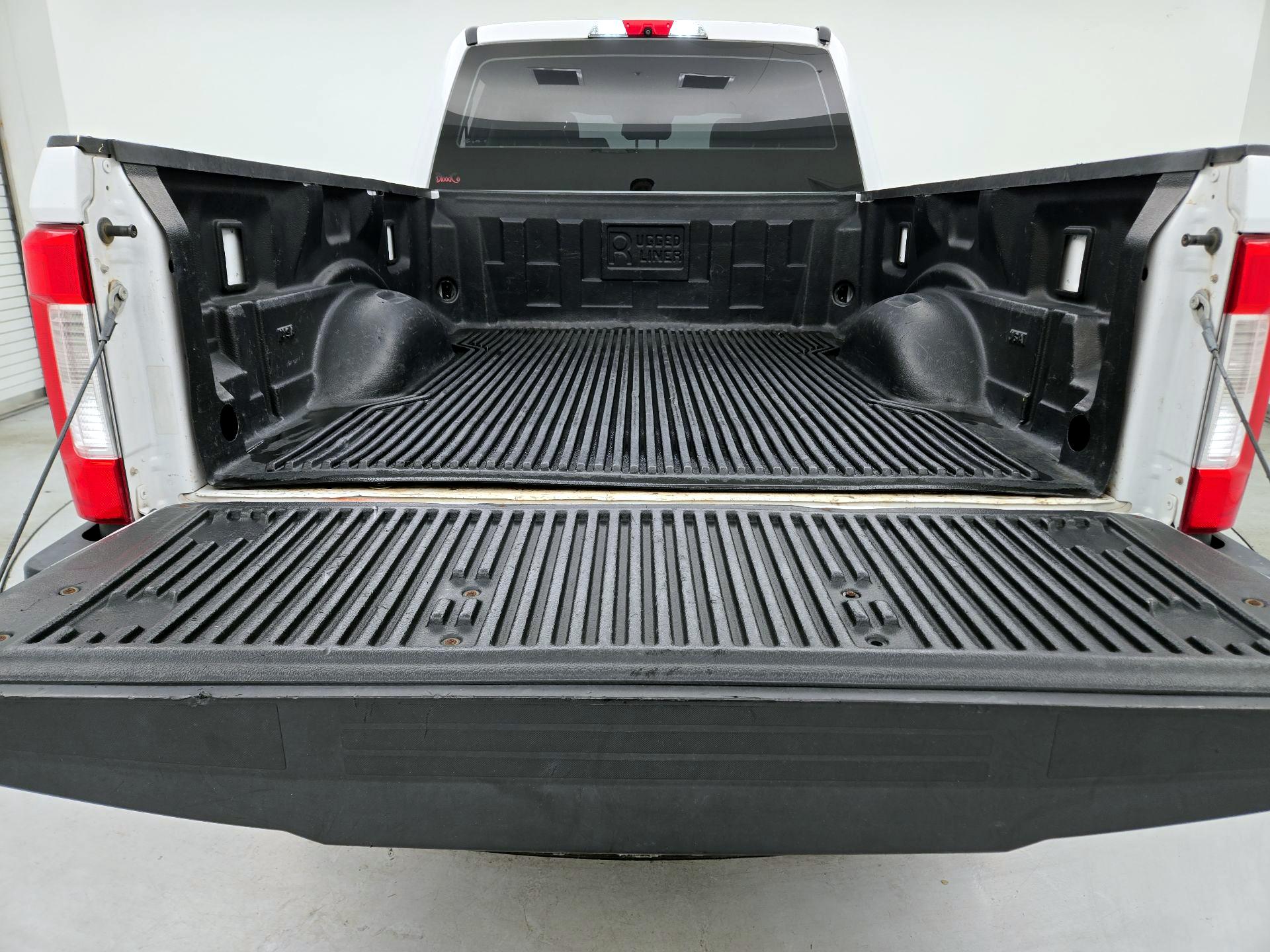Thumbnail: 2019 Ford F-250 - 19