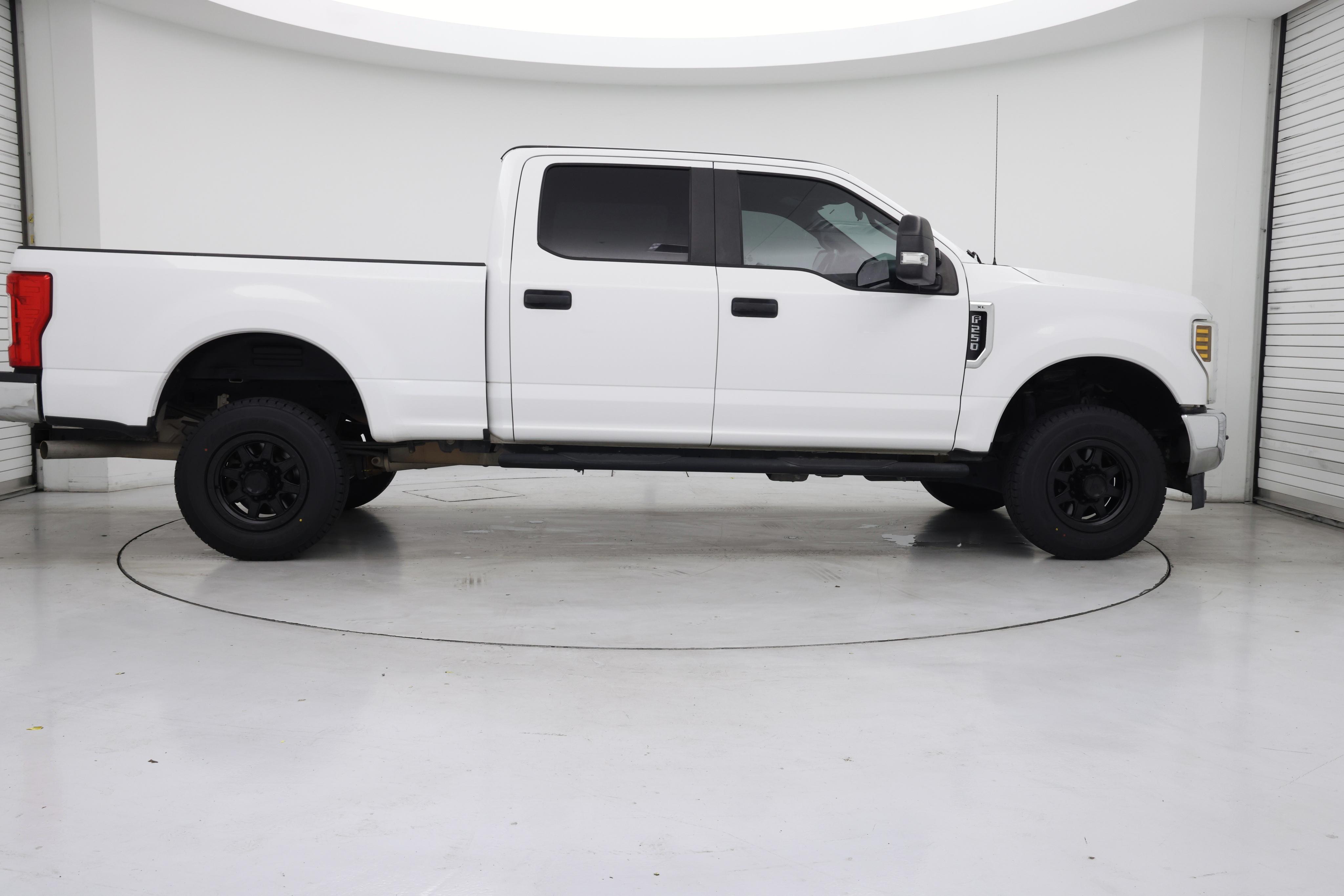 Thumbnail: 2019 Ford F-250 - 7