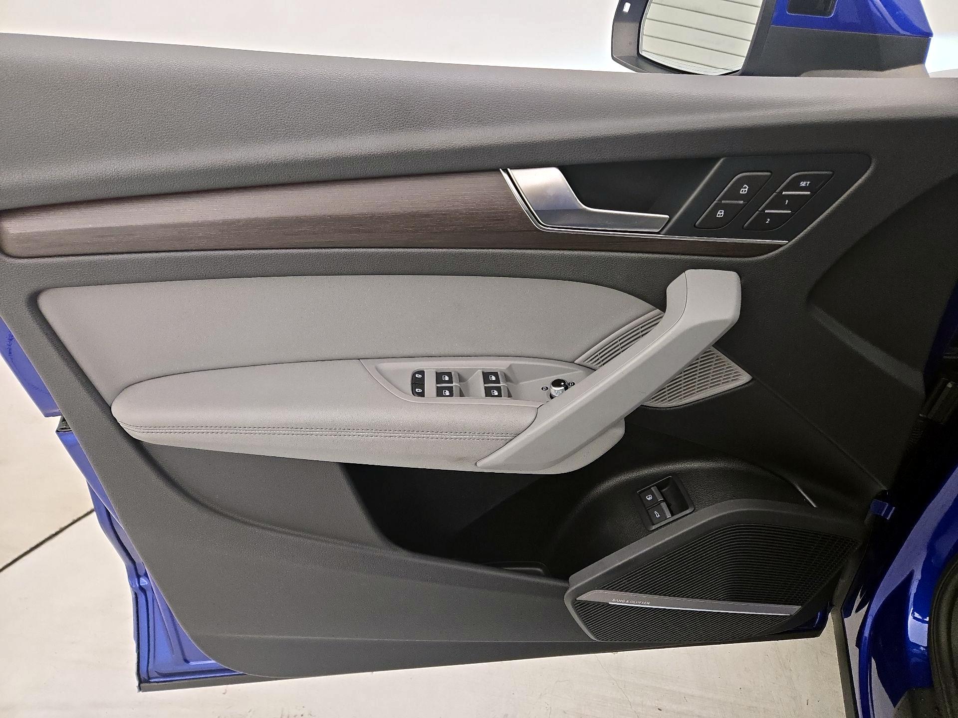 Thumbnail: 2022 Audi Q5 - 12