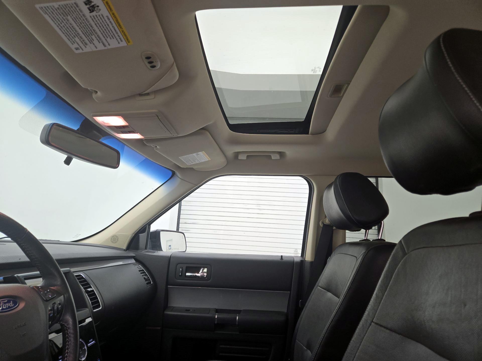 Thumbnail: 2014 Ford Flex - 18