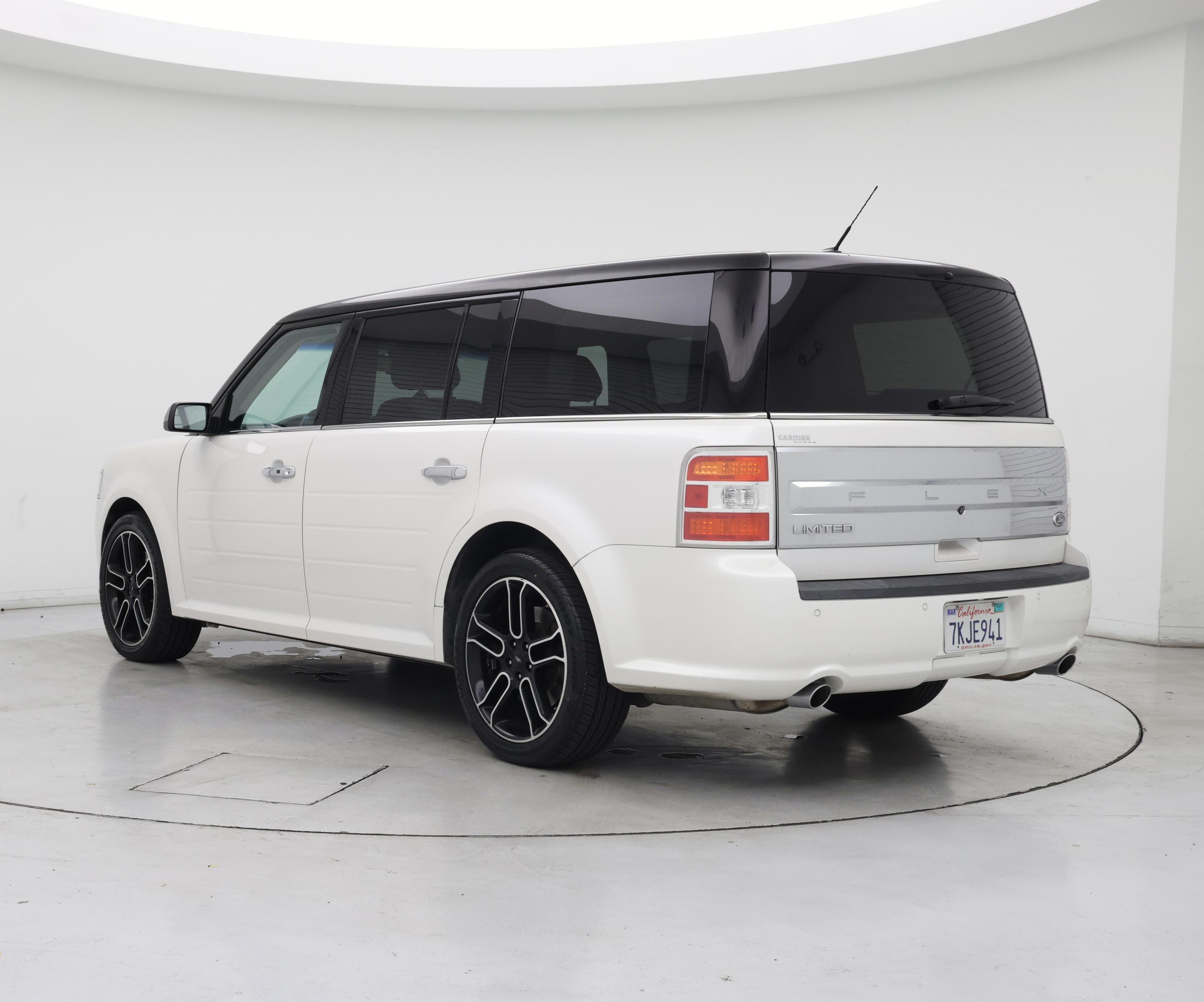 Thumbnail: 2014 Ford Flex - 2