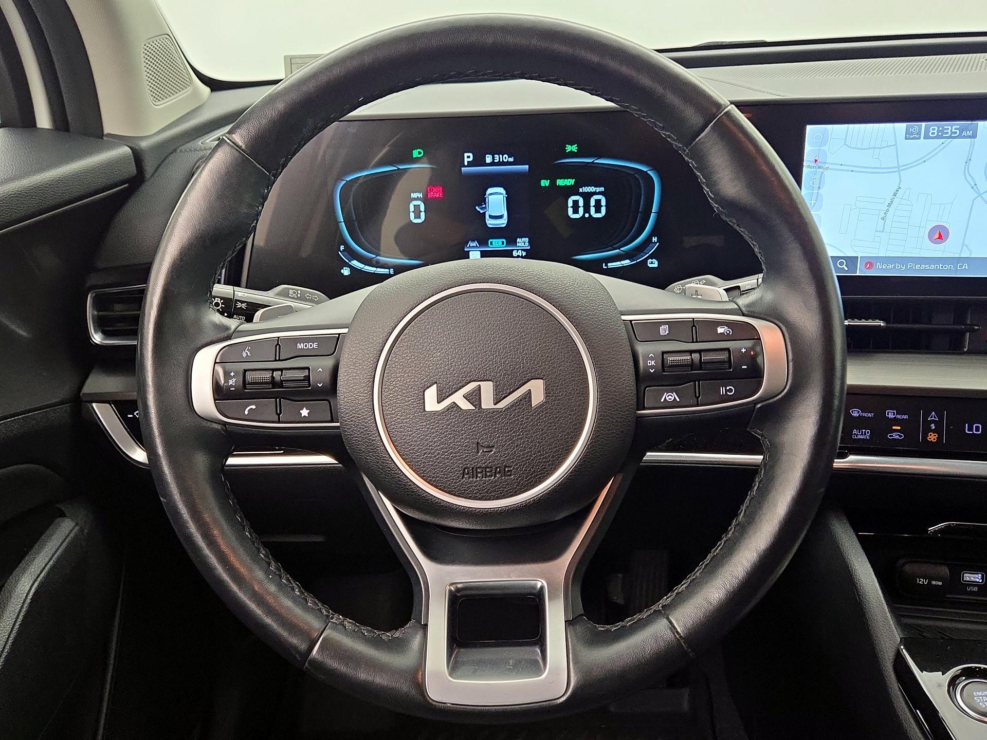 Thumbnail: 2023 Kia Sportage - 10