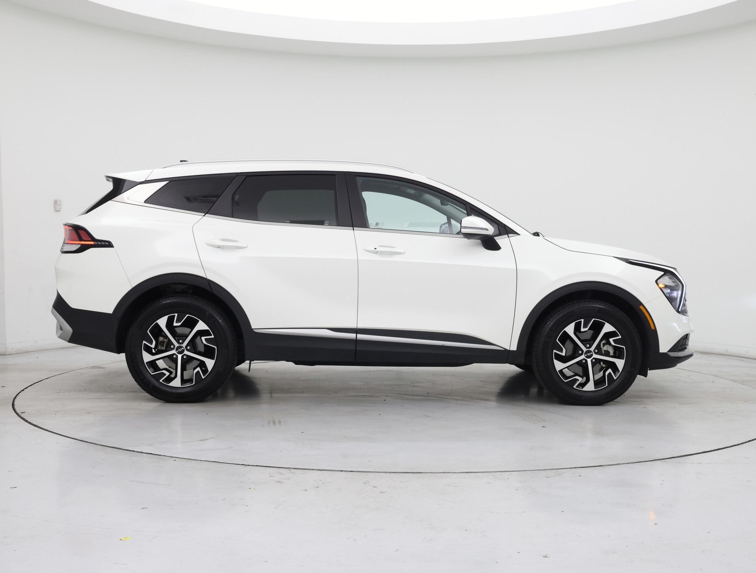 Thumbnail: 2023 Kia Sportage - 7