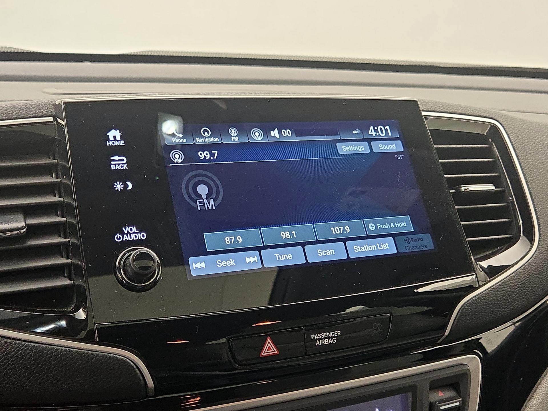 Thumbnail: 2019 Honda Pilot - 16