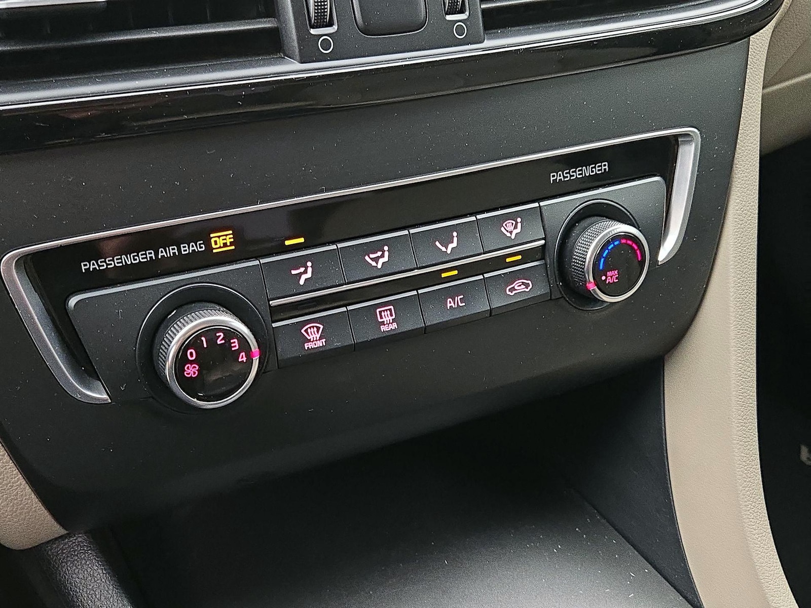 2016 Kia Optima LX - Photo 17