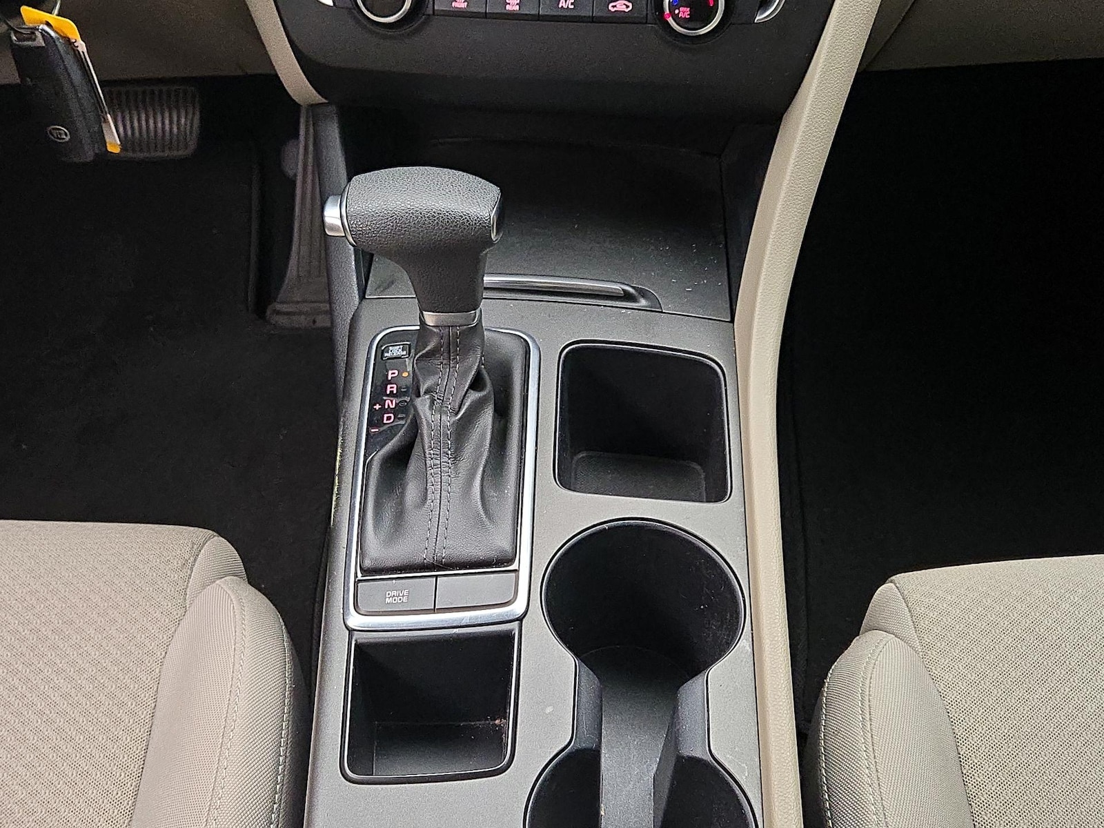 2016 Kia Optima LX - Photo 18