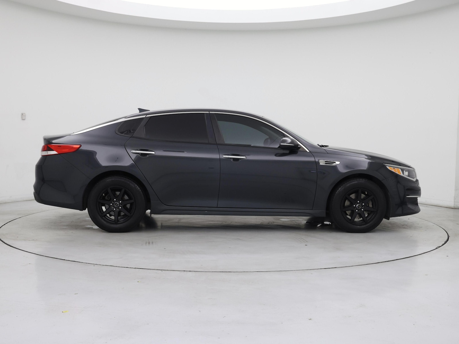 2016 Kia Optima LX - Photo 8