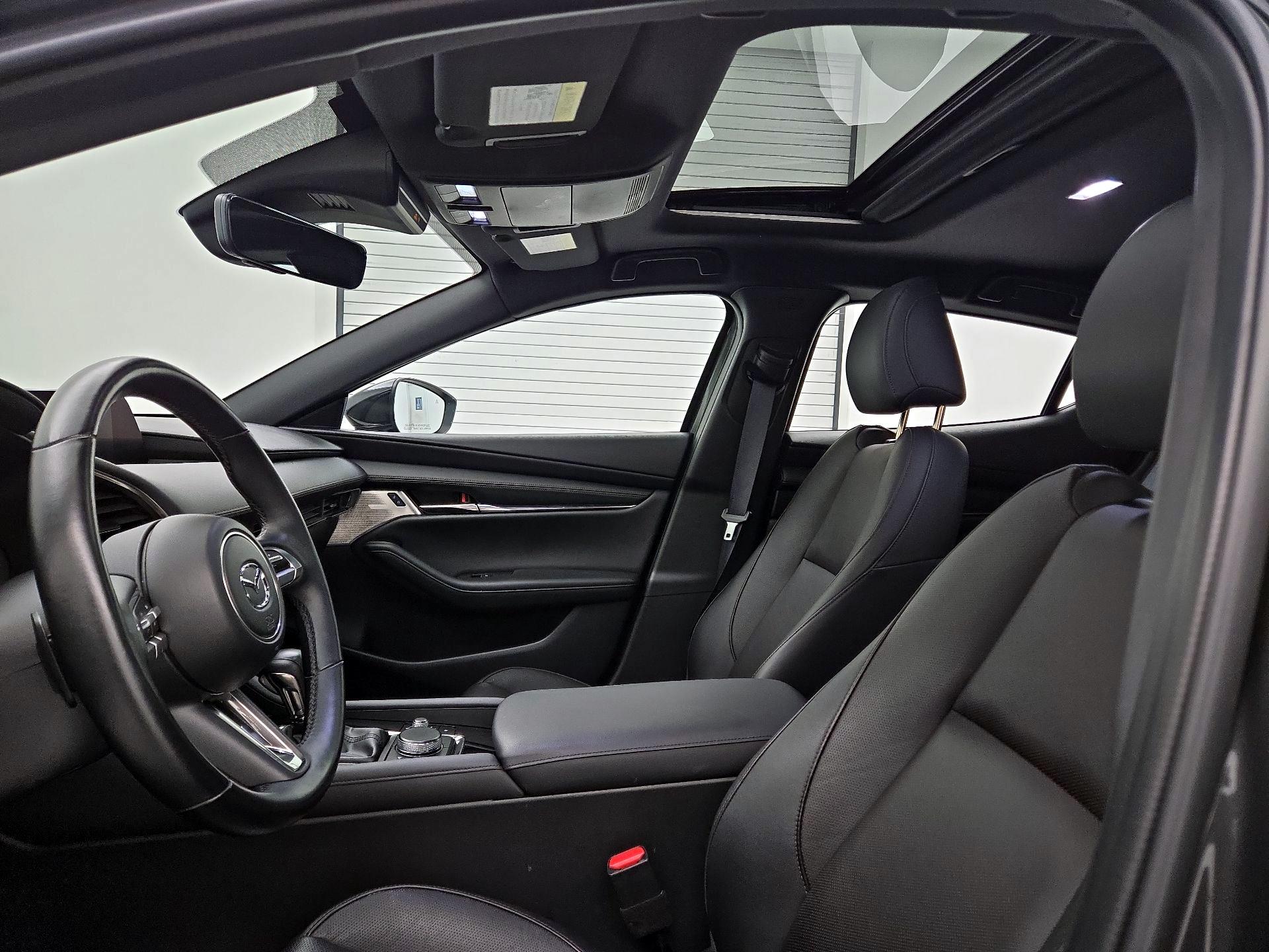 Thumbnail: 2023 Mazda Mazda3 - 18