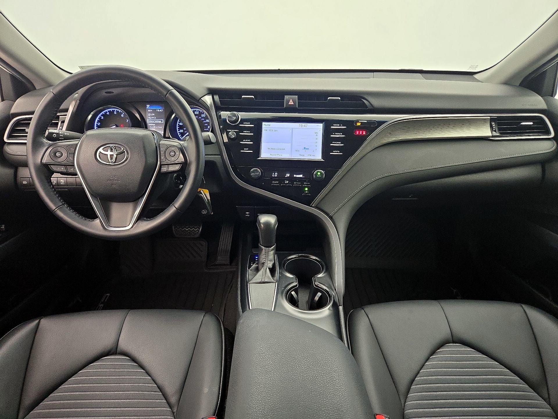 Thumbnail: 2019 Toyota Camry - 9