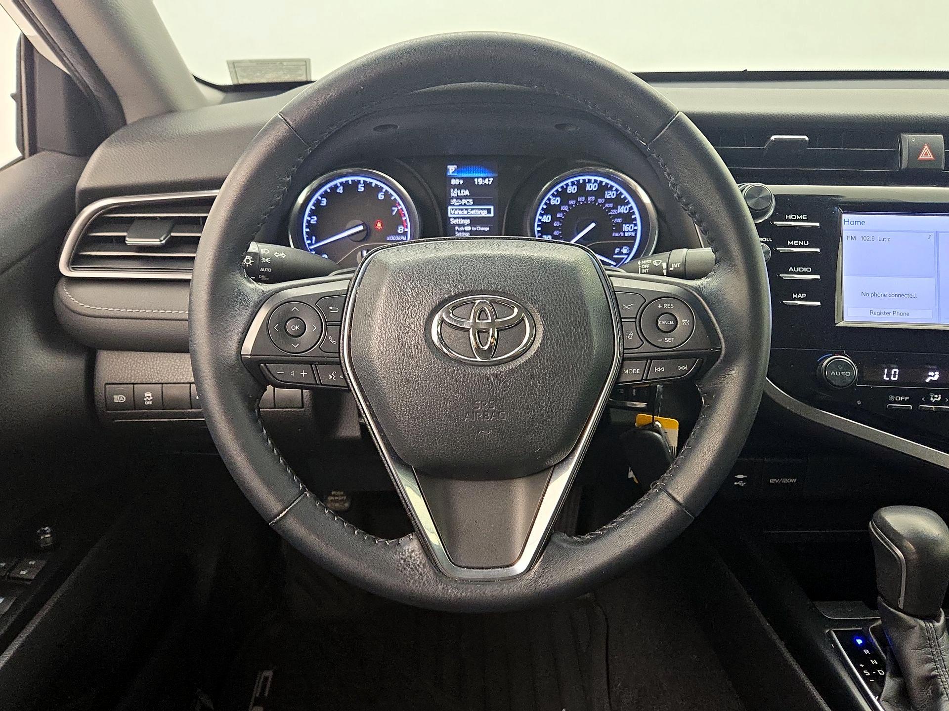 Thumbnail: 2019 Toyota Camry - 10