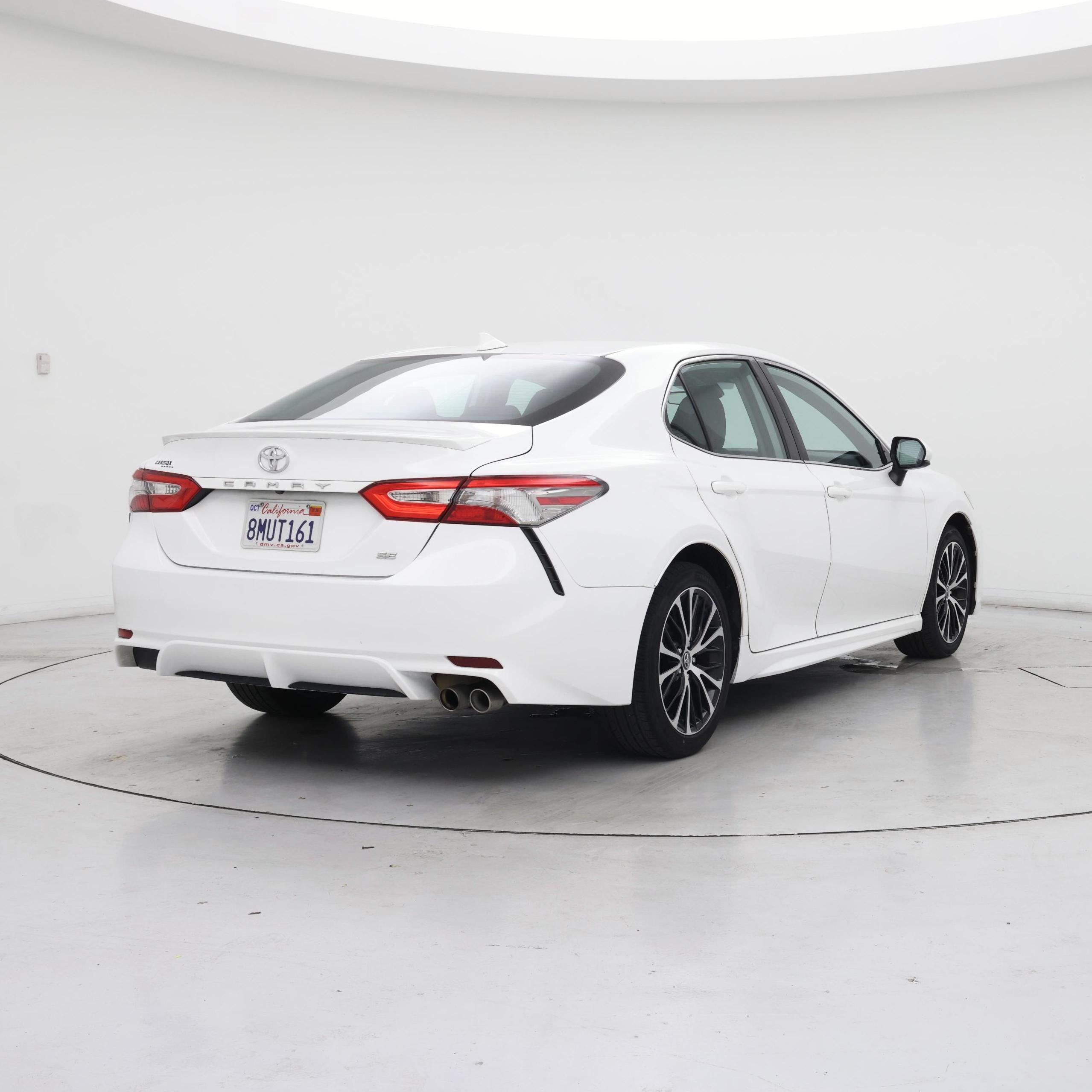 Thumbnail: 2019 Toyota Camry - 8