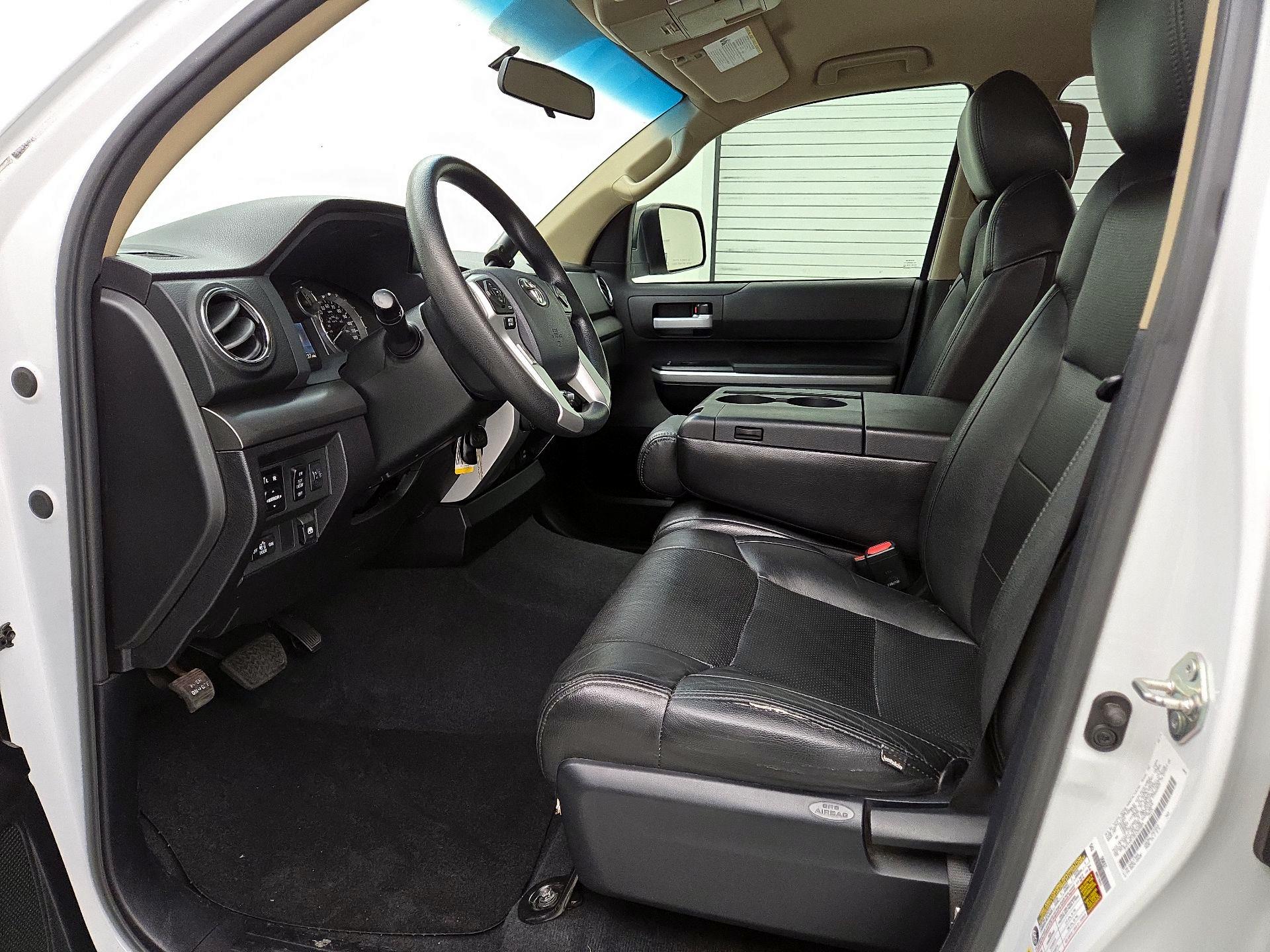 Thumbnail: 2014 Toyota Tundra - 11
