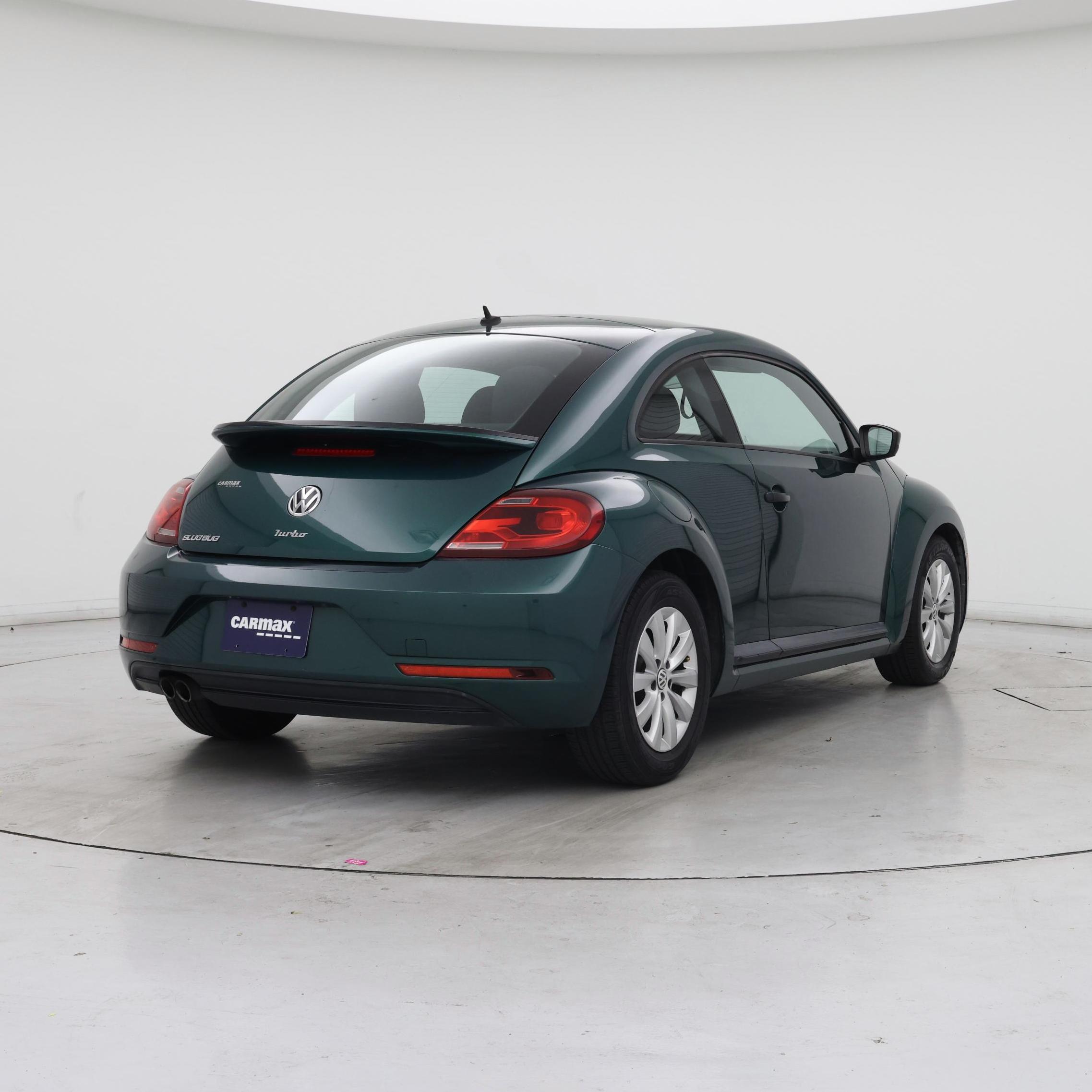 Thumbnail: 2017 Volkswagen Beetle - 8