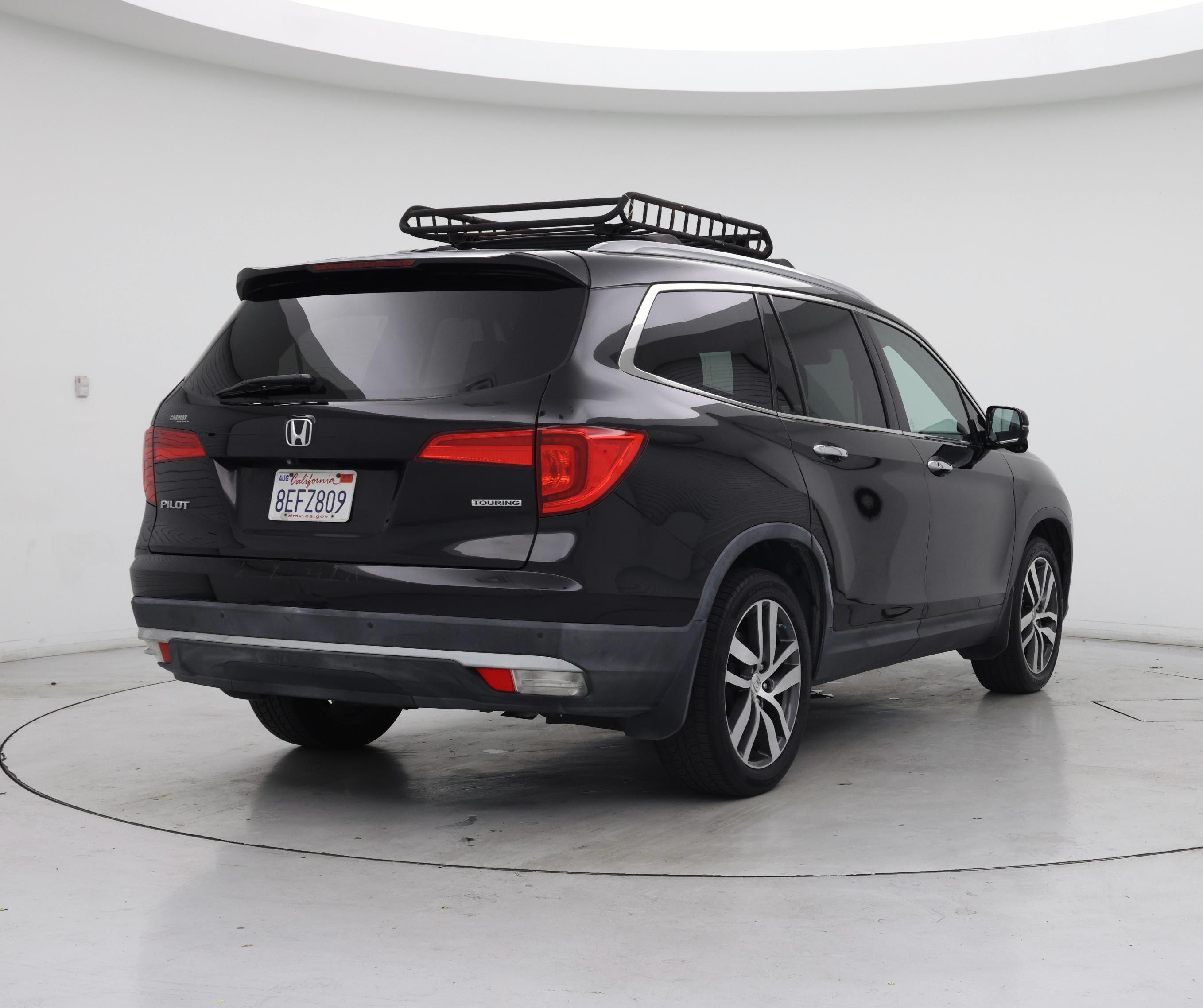 Thumbnail: 2016 Honda Pilot - 8