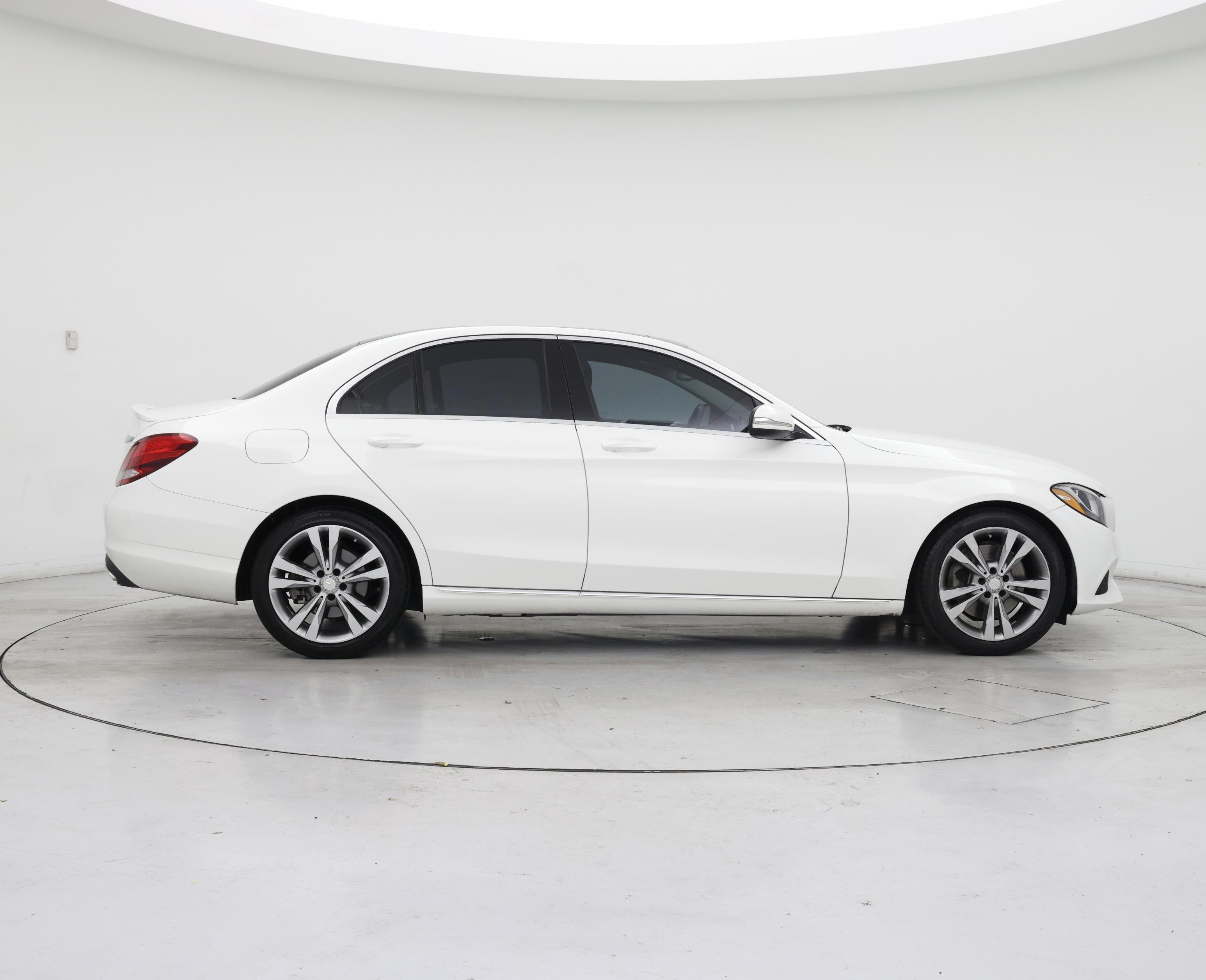Thumbnail: 2015 Mercedes-Benz C-Class - 7