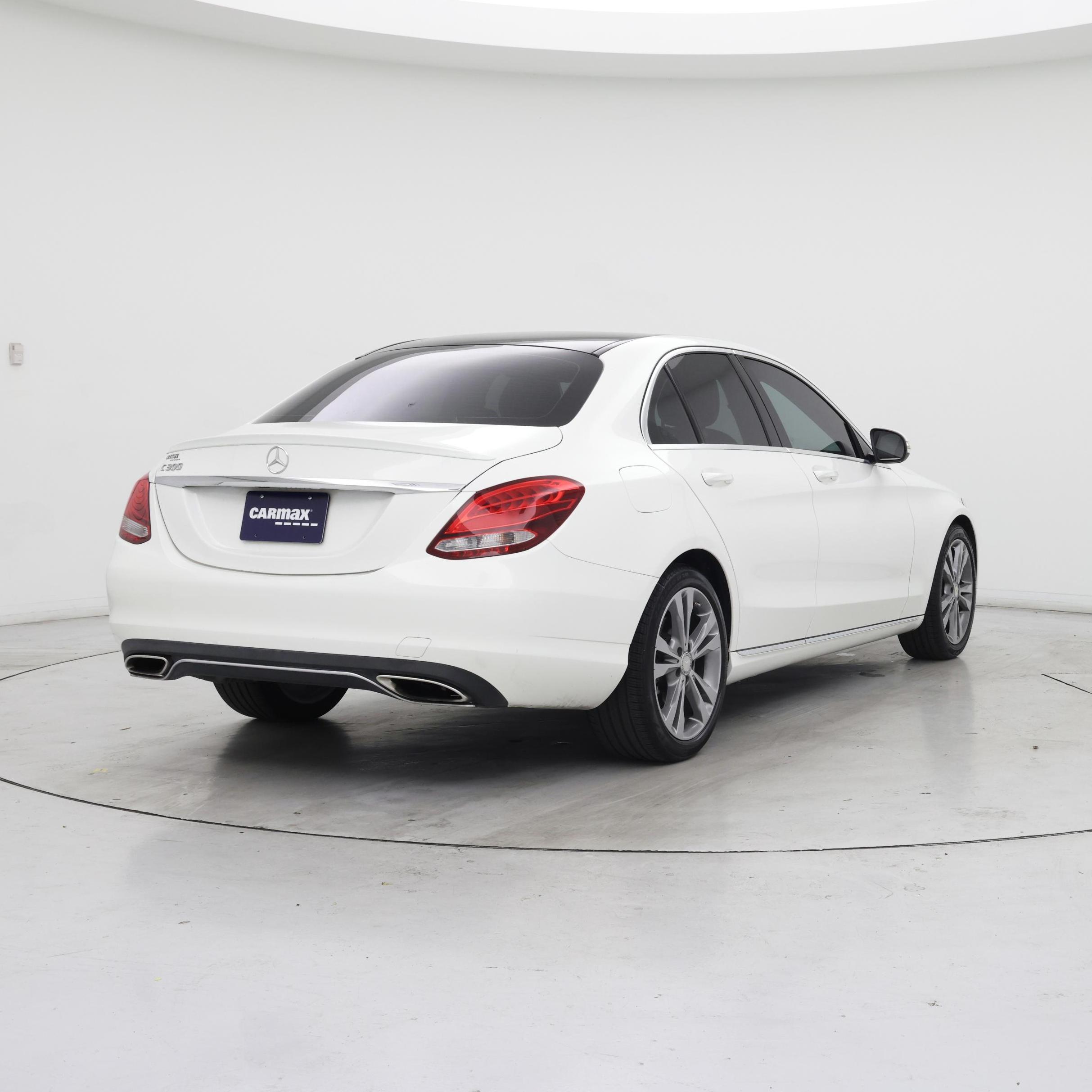 Thumbnail: 2015 Mercedes-Benz C-Class - 8