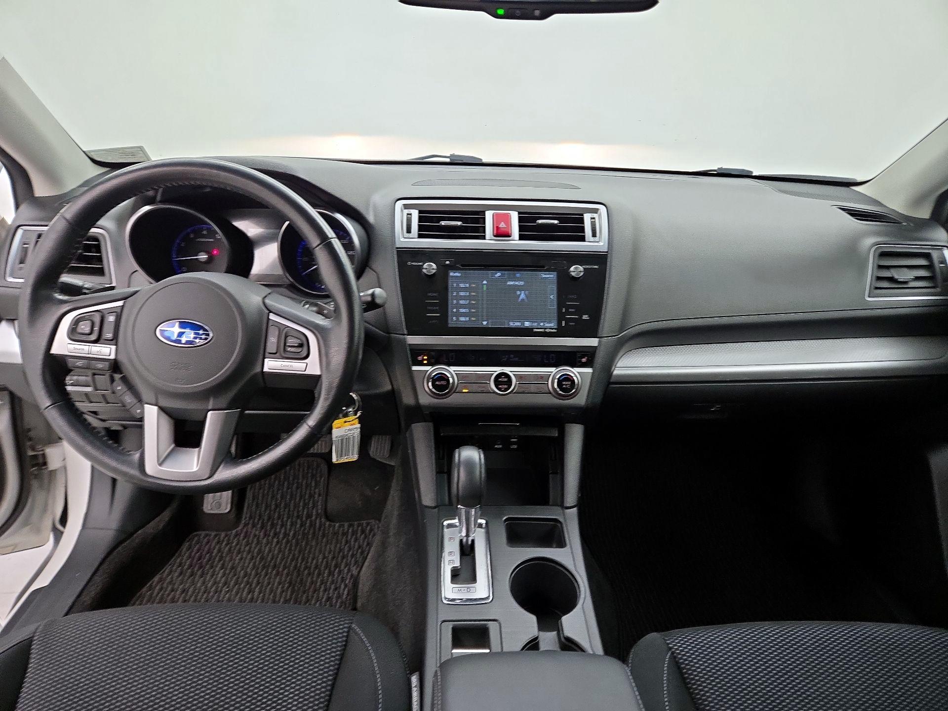 Thumbnail: 2015 Subaru Outback - 9
