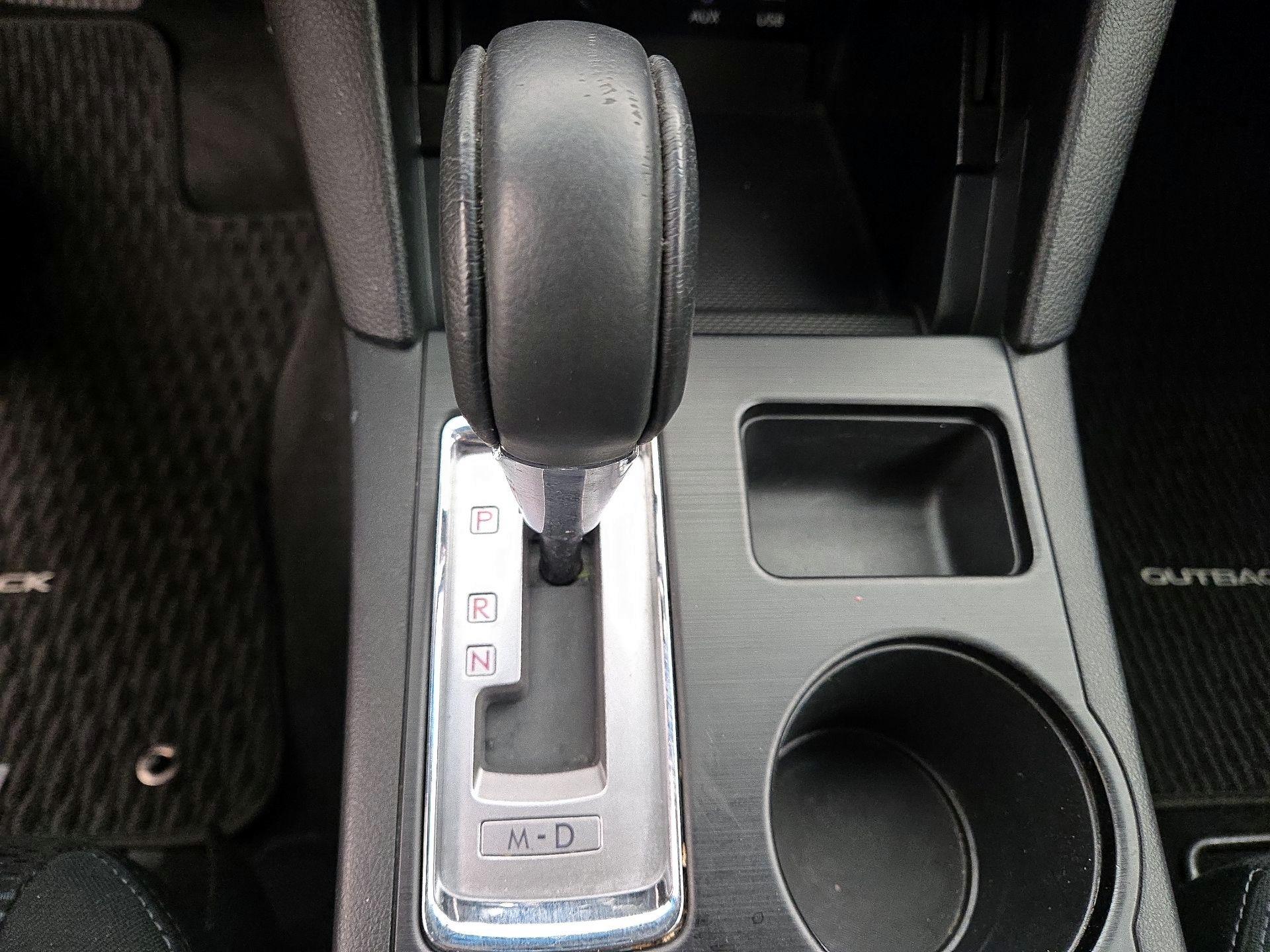 Thumbnail: 2015 Subaru Outback - 17