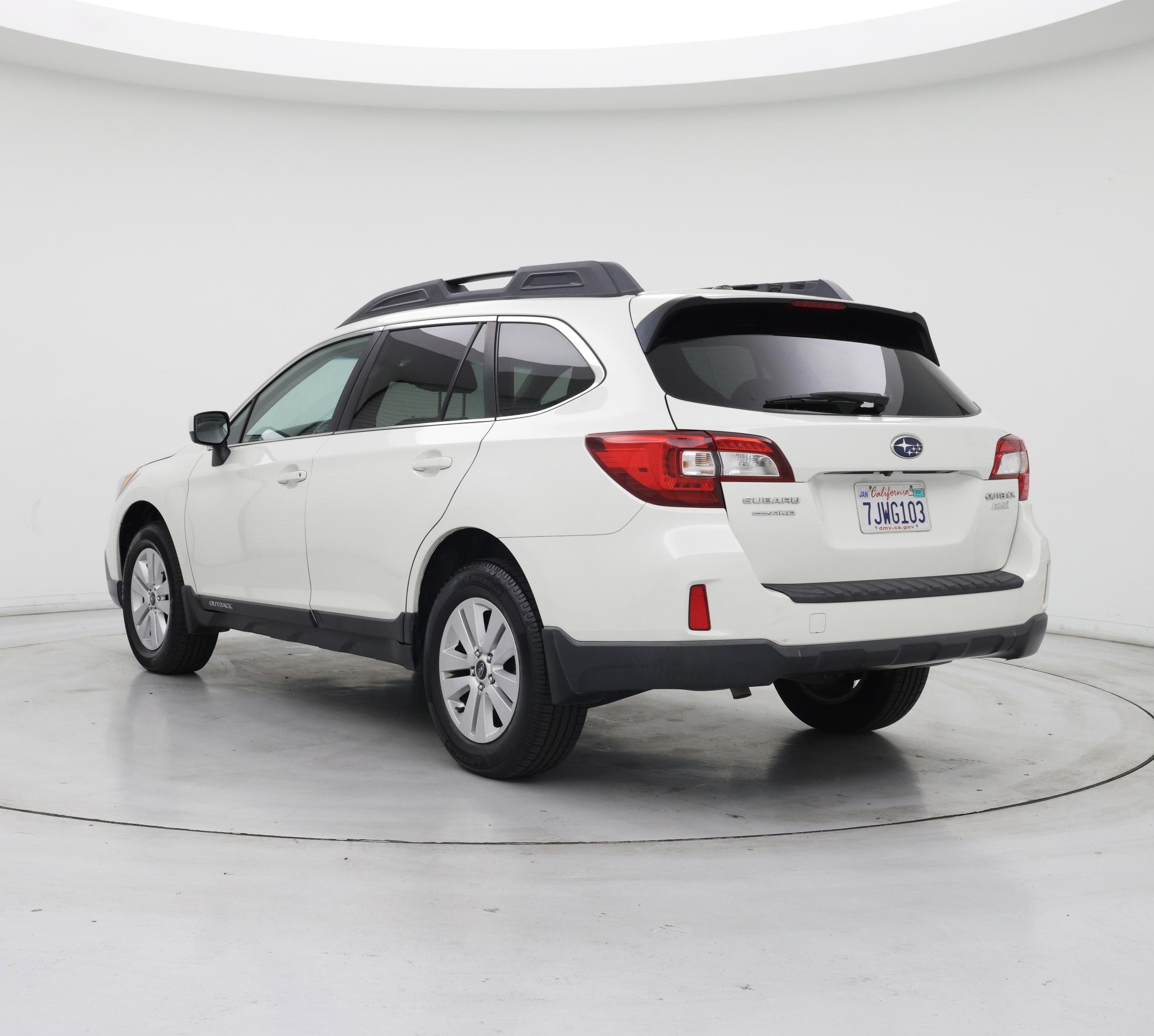Thumbnail: 2015 Subaru Outback - 2