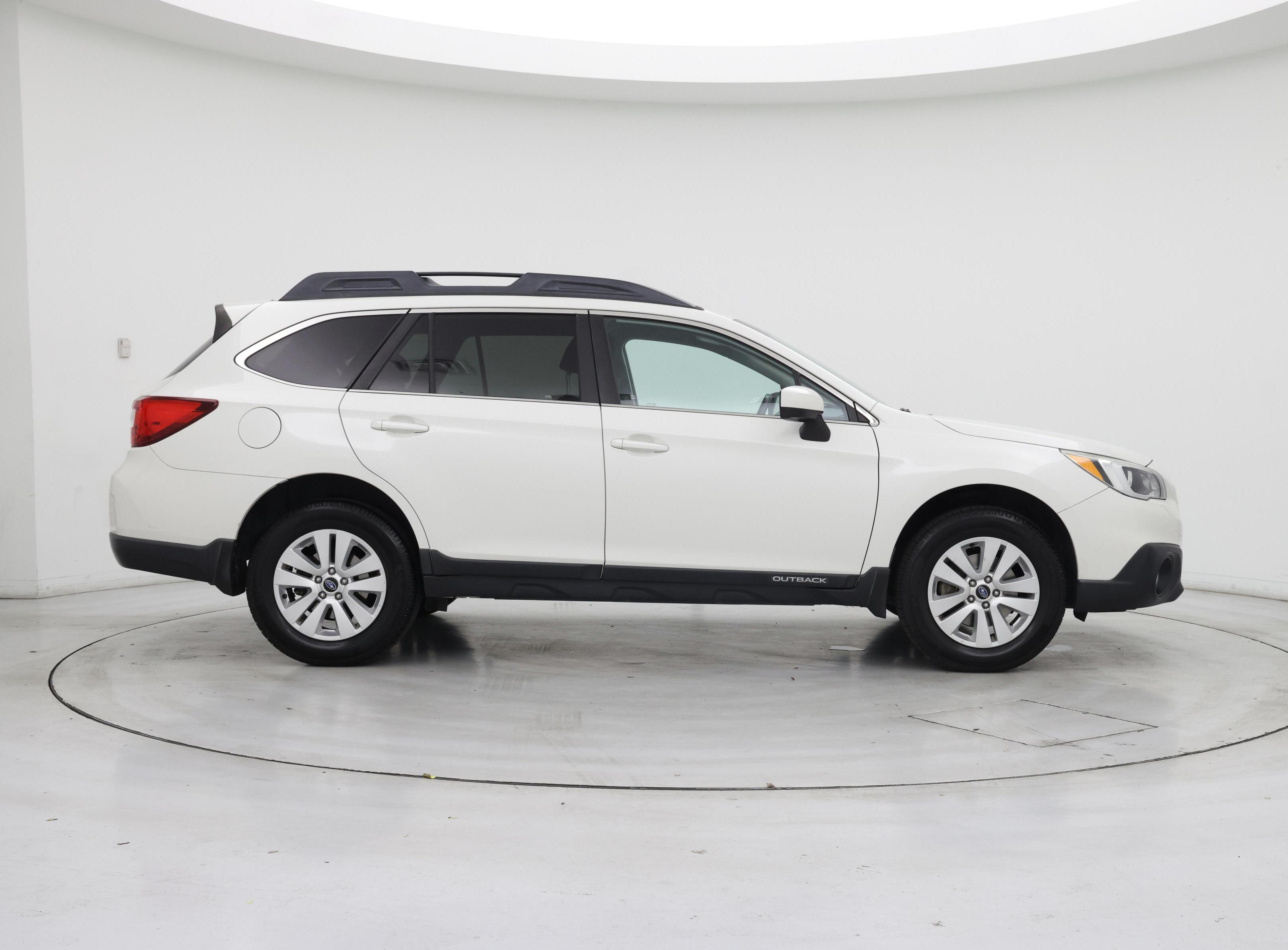 Thumbnail: 2015 Subaru Outback - 7