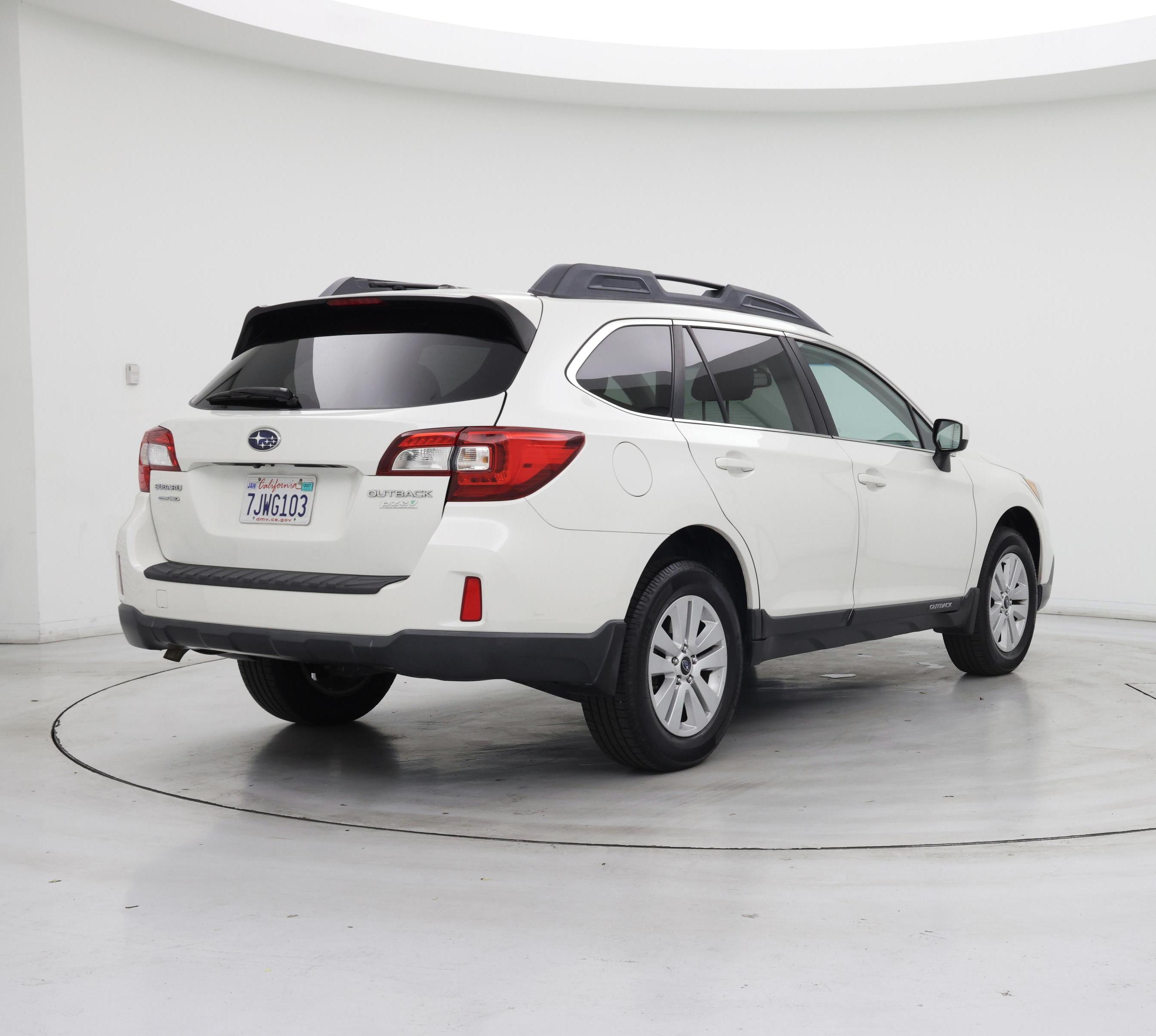 Thumbnail: 2015 Subaru Outback - 8