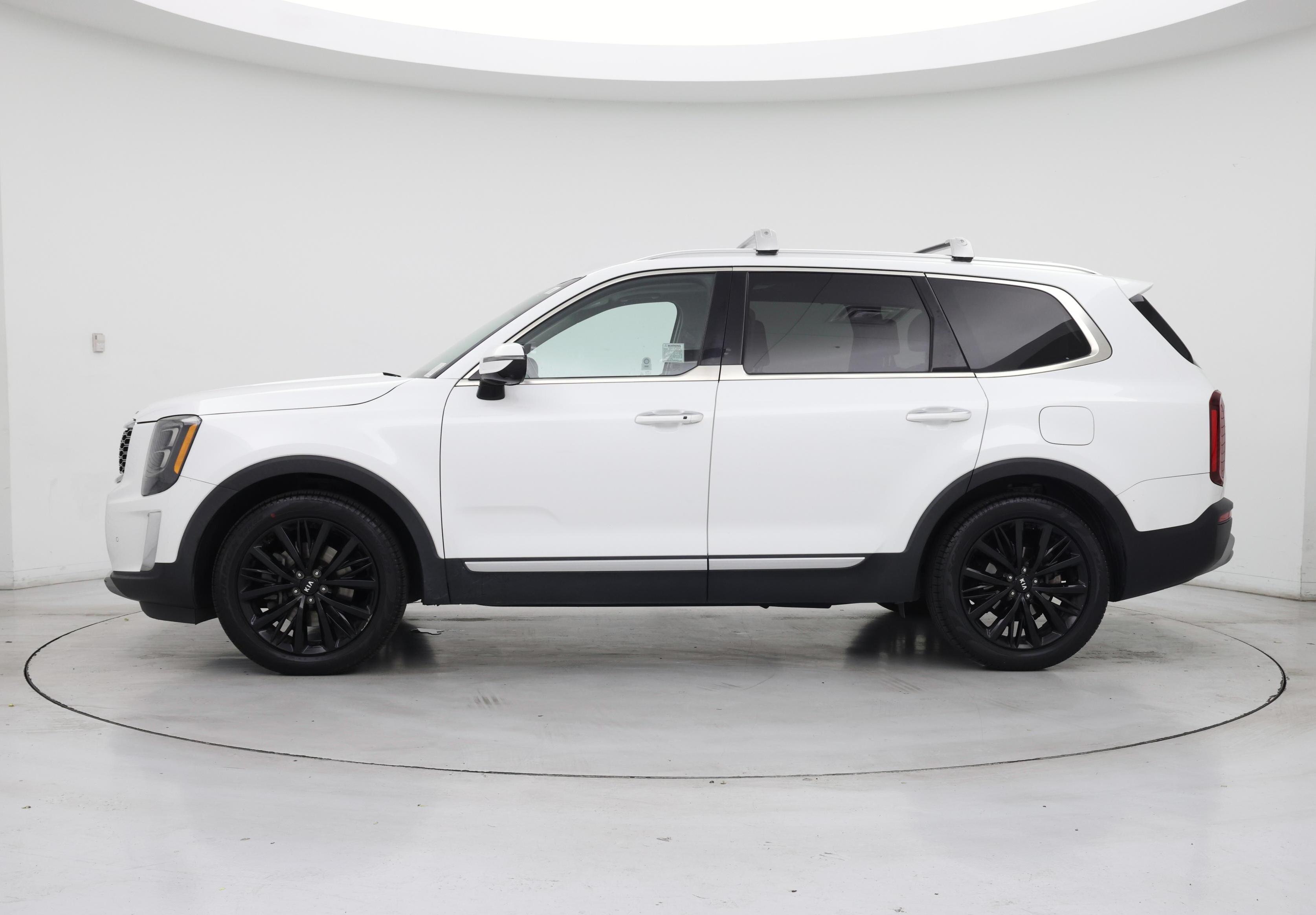 Thumbnail: 2020 Kia Telluride - 3