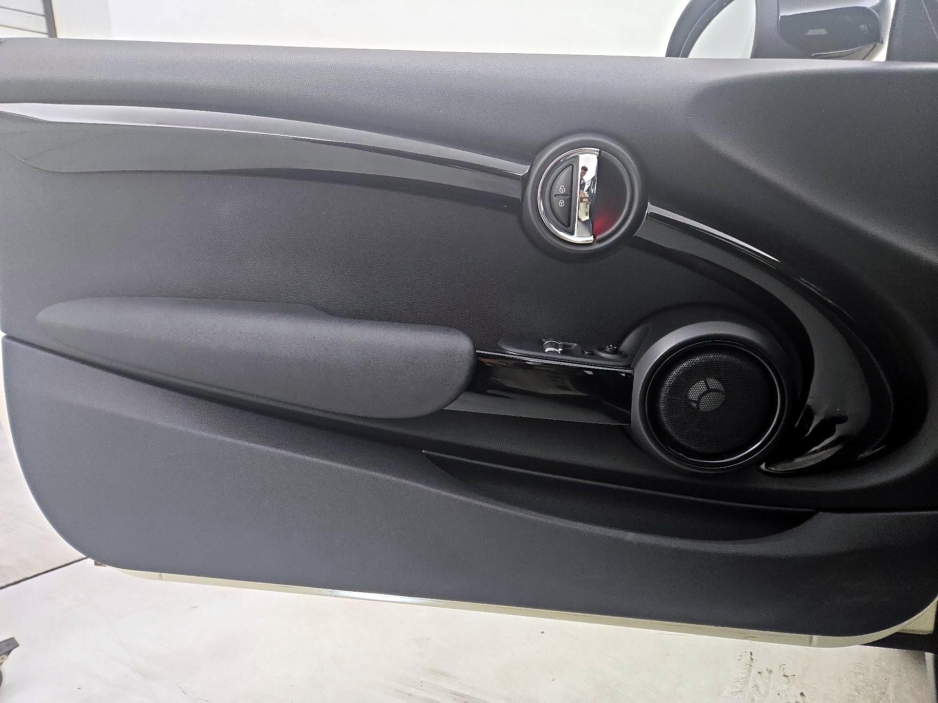 Thumbnail: 2020 MINI Cooper Hardtop - 12