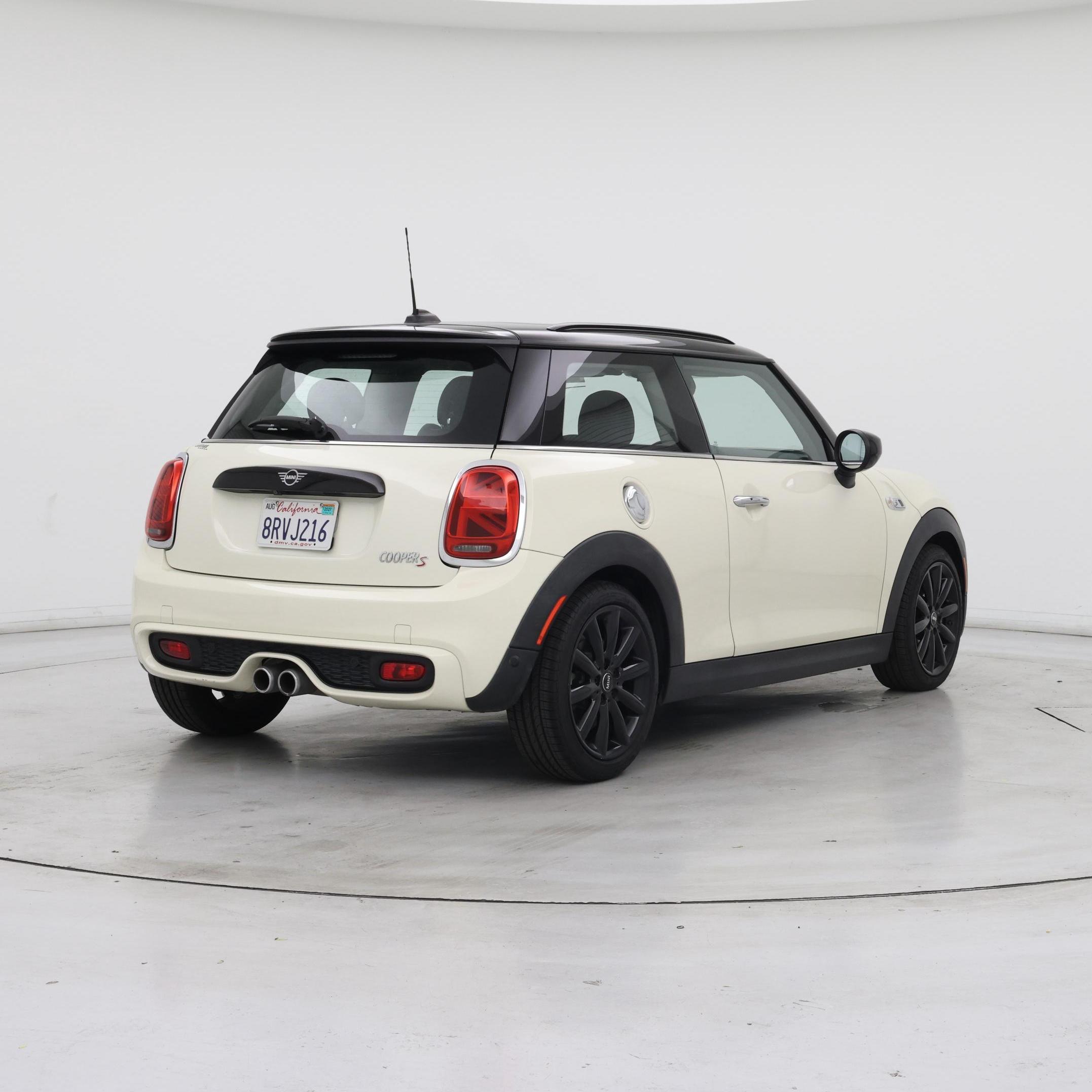 Thumbnail: 2020 MINI Cooper Hardtop - 8