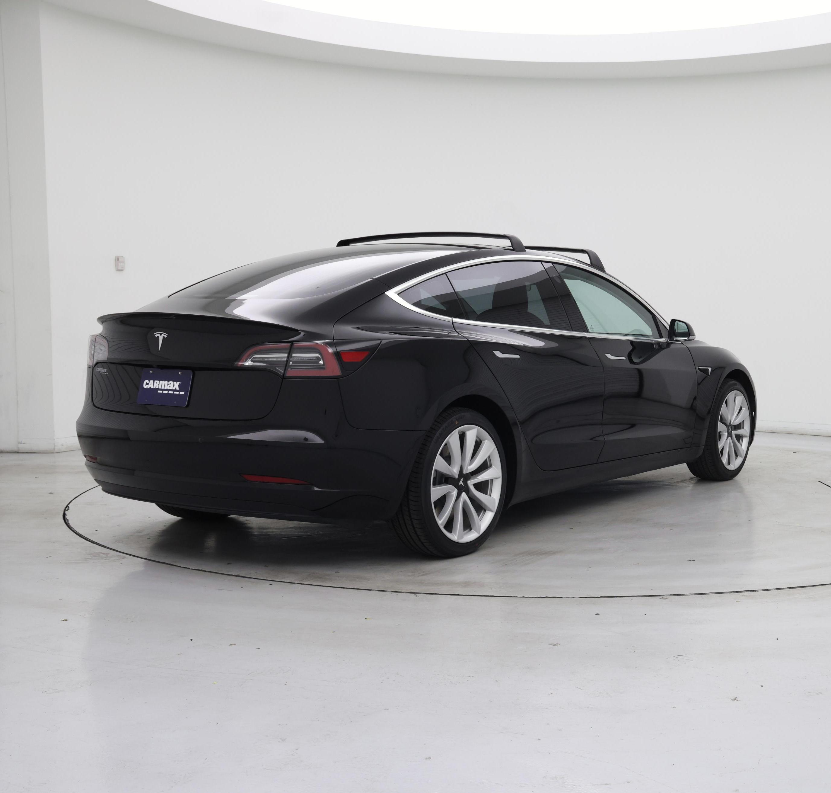 Thumbnail: 2020 Tesla Model 3 - 8