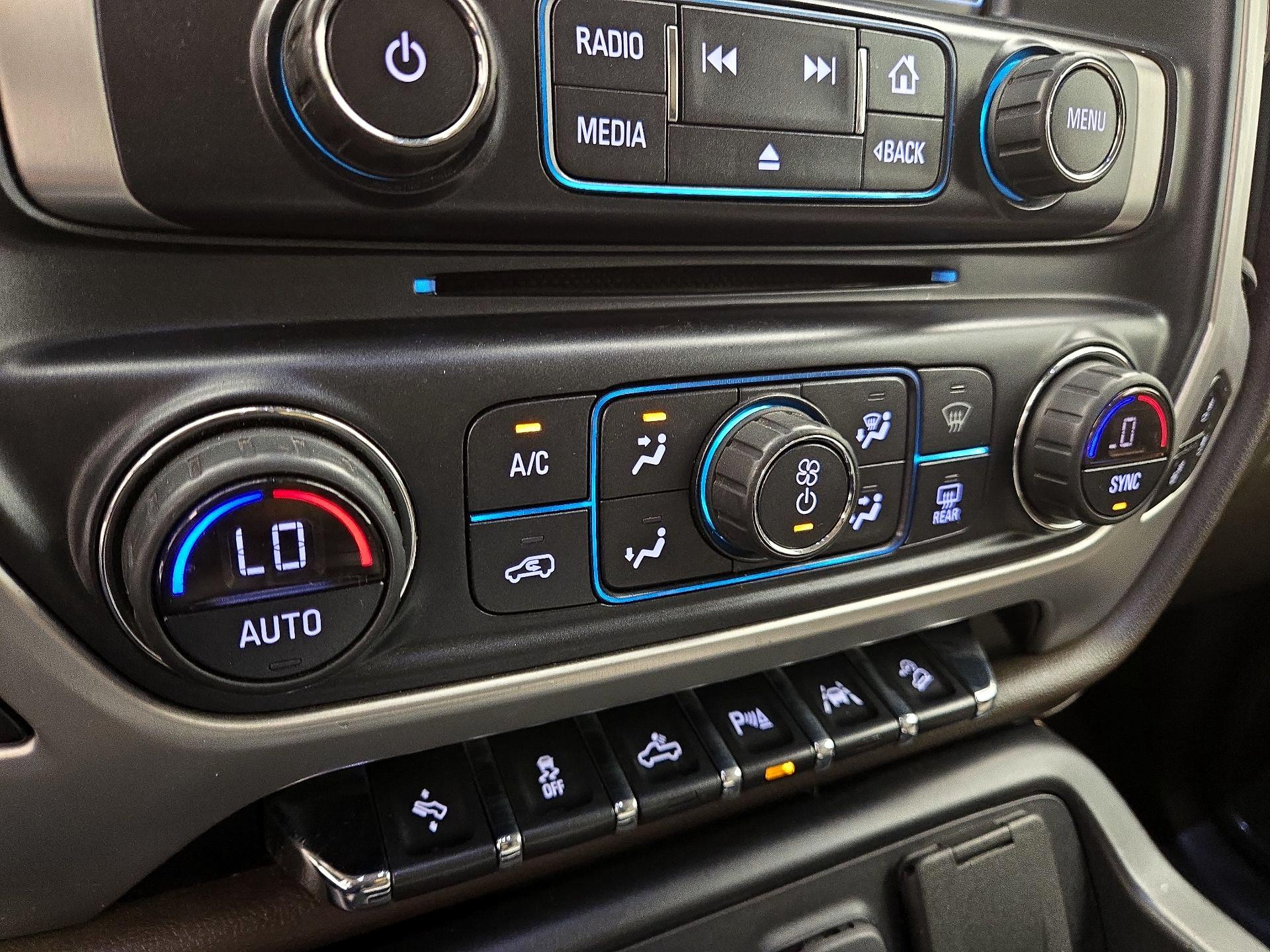 Thumbnail: 2018 GMC Sierra 1500 - 16