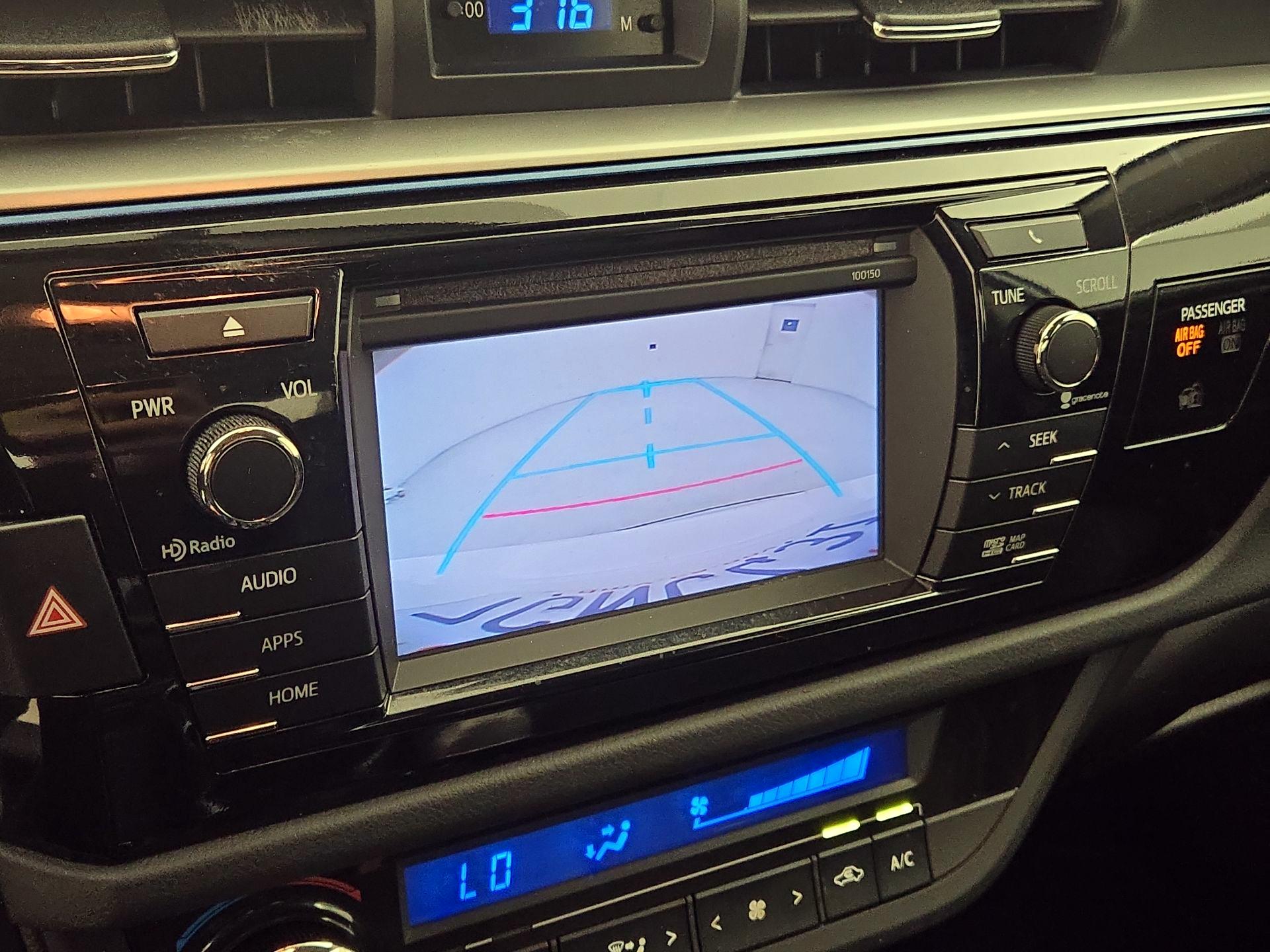 Thumbnail: 2014 Toyota Corolla - 15