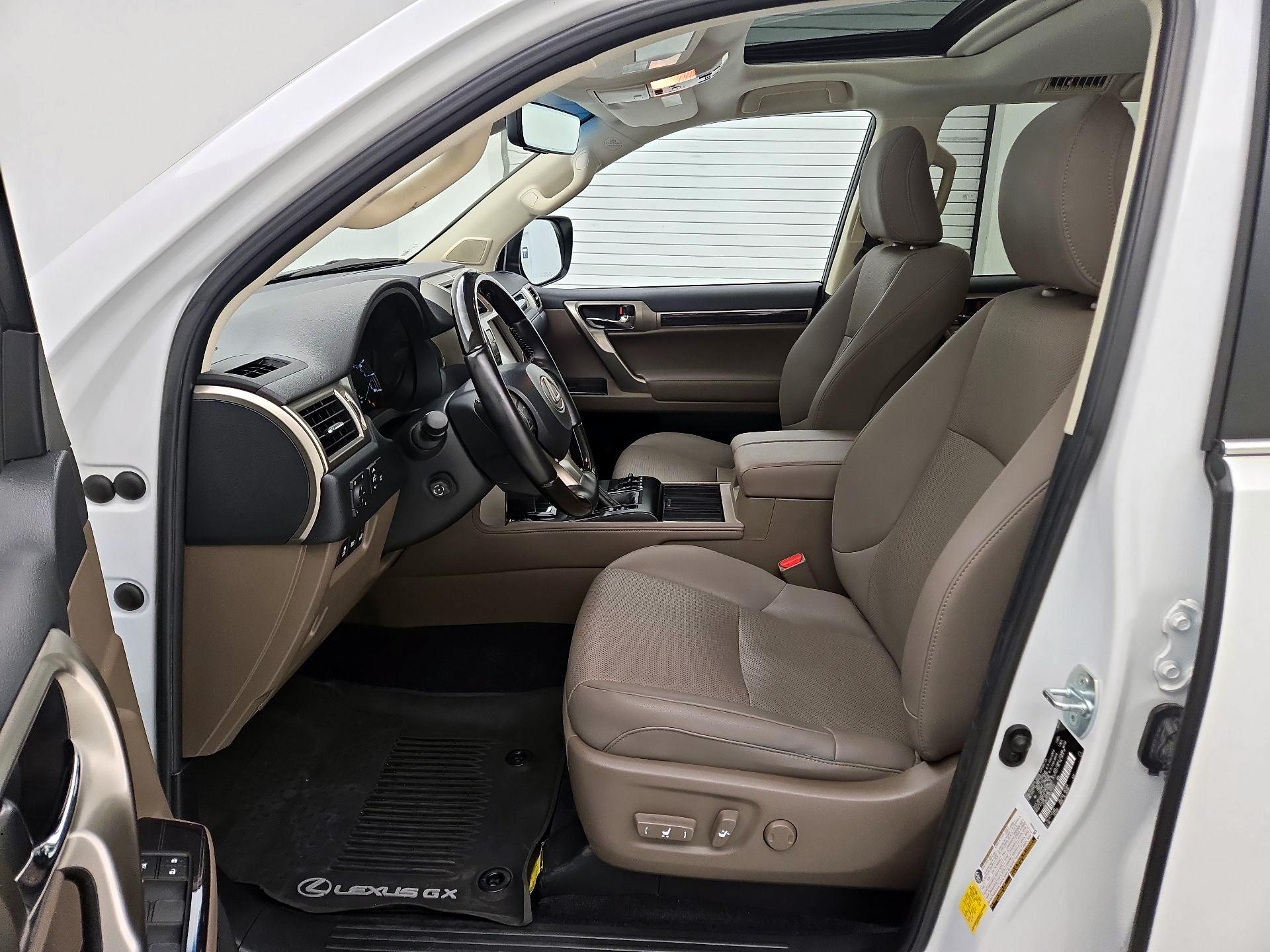Thumbnail: 2021 Lexus GX - 11