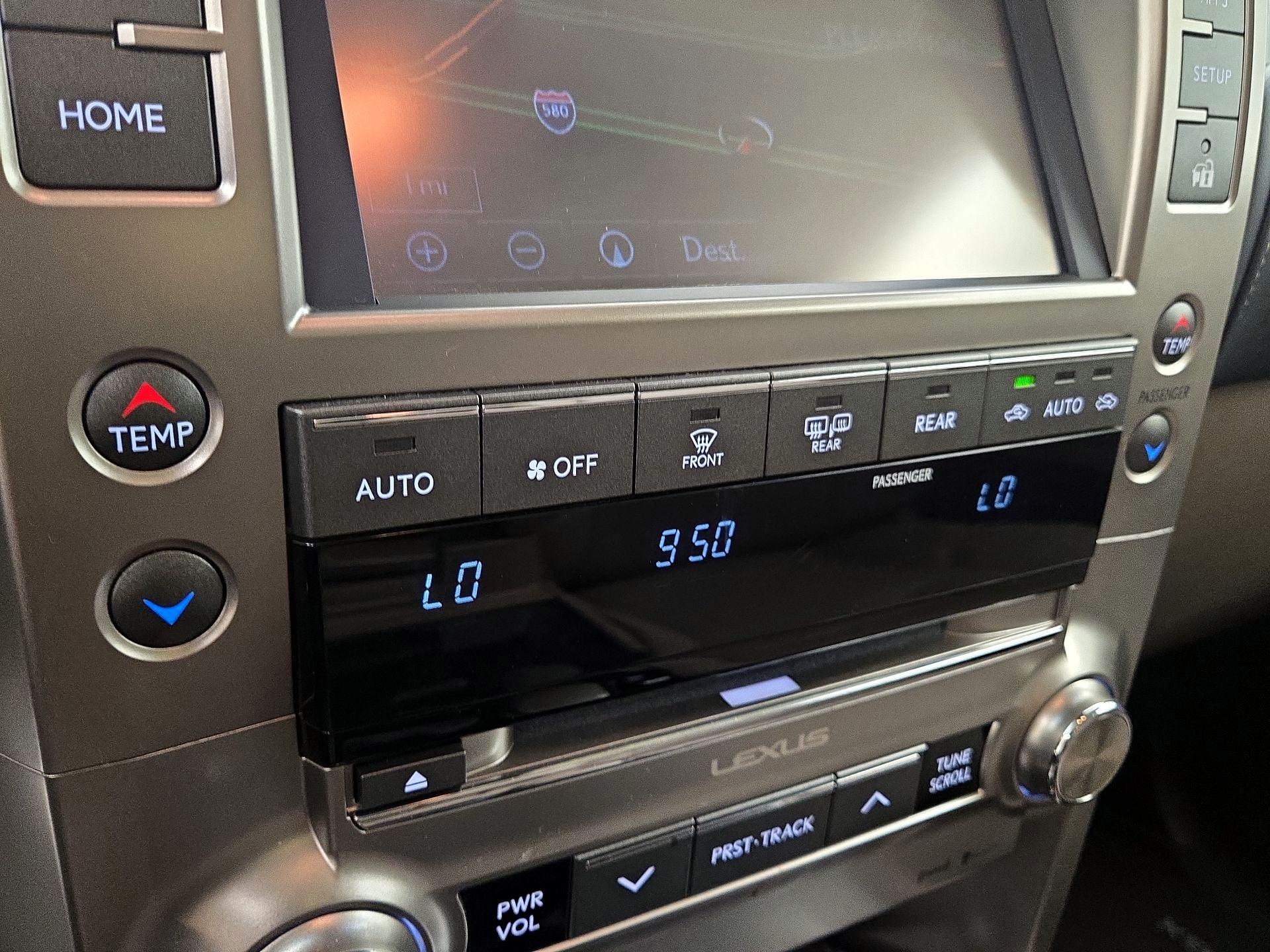 Thumbnail: 2021 Lexus GX - 17