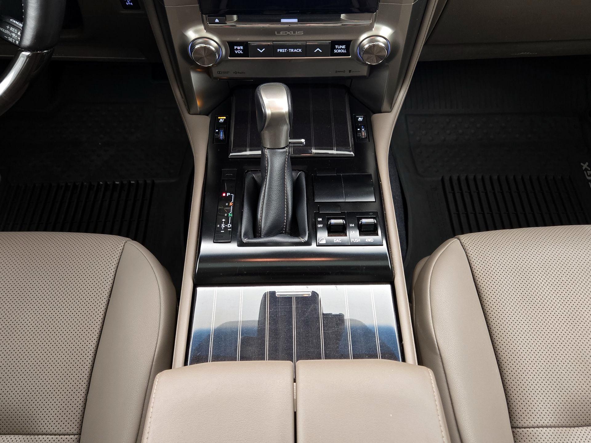 Thumbnail: 2021 Lexus GX - 18