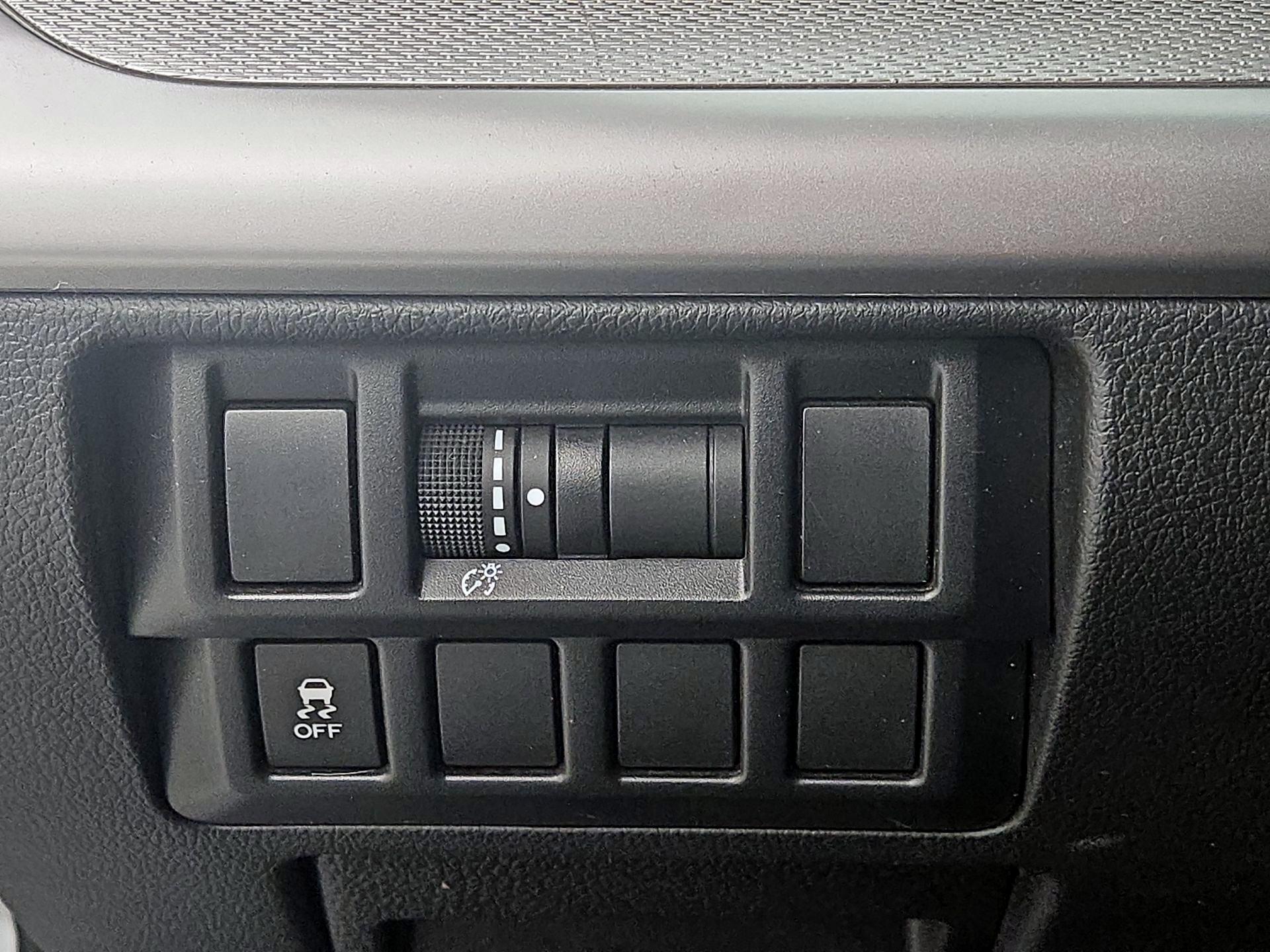 Thumbnail: 2016 Subaru Outback - 13