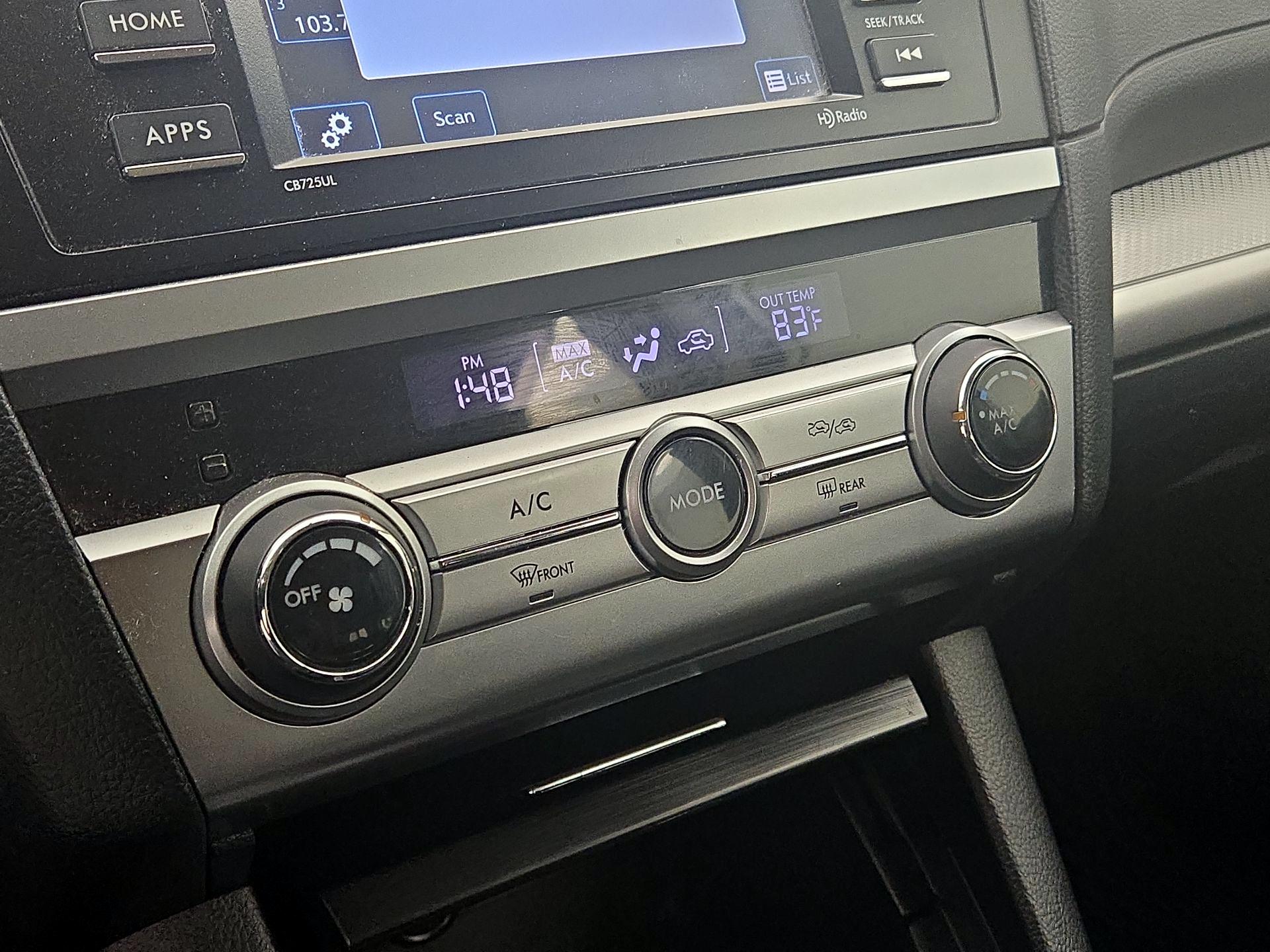 Thumbnail: 2016 Subaru Outback - 16