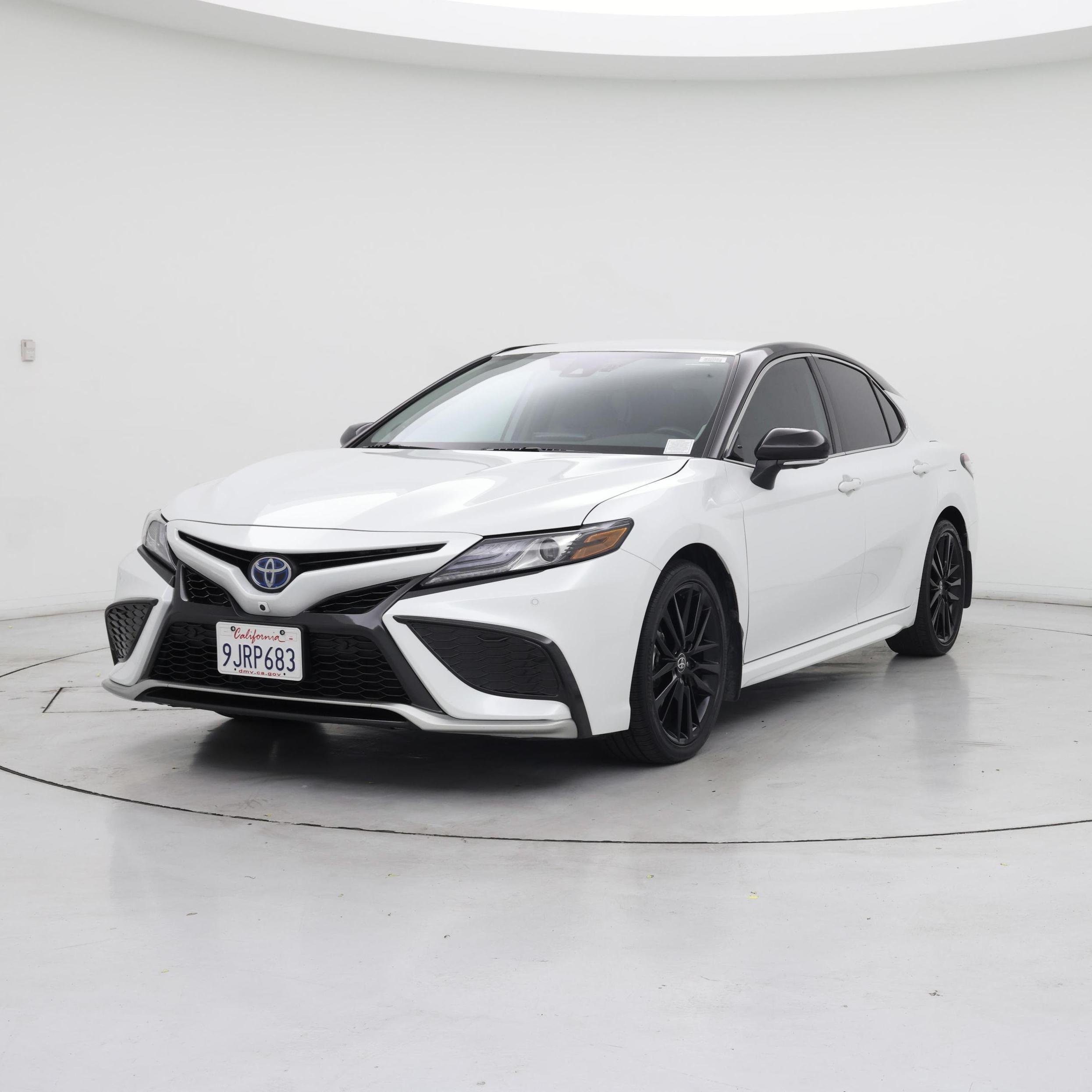 Thumbnail: 2023 Toyota Camry - 4