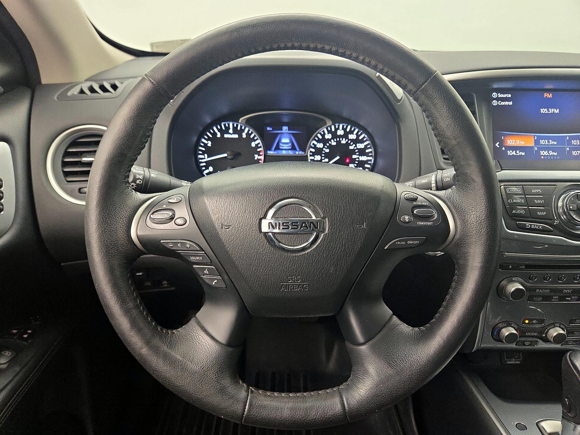 Thumbnail: 2019 Nissan Pathfinder - 10